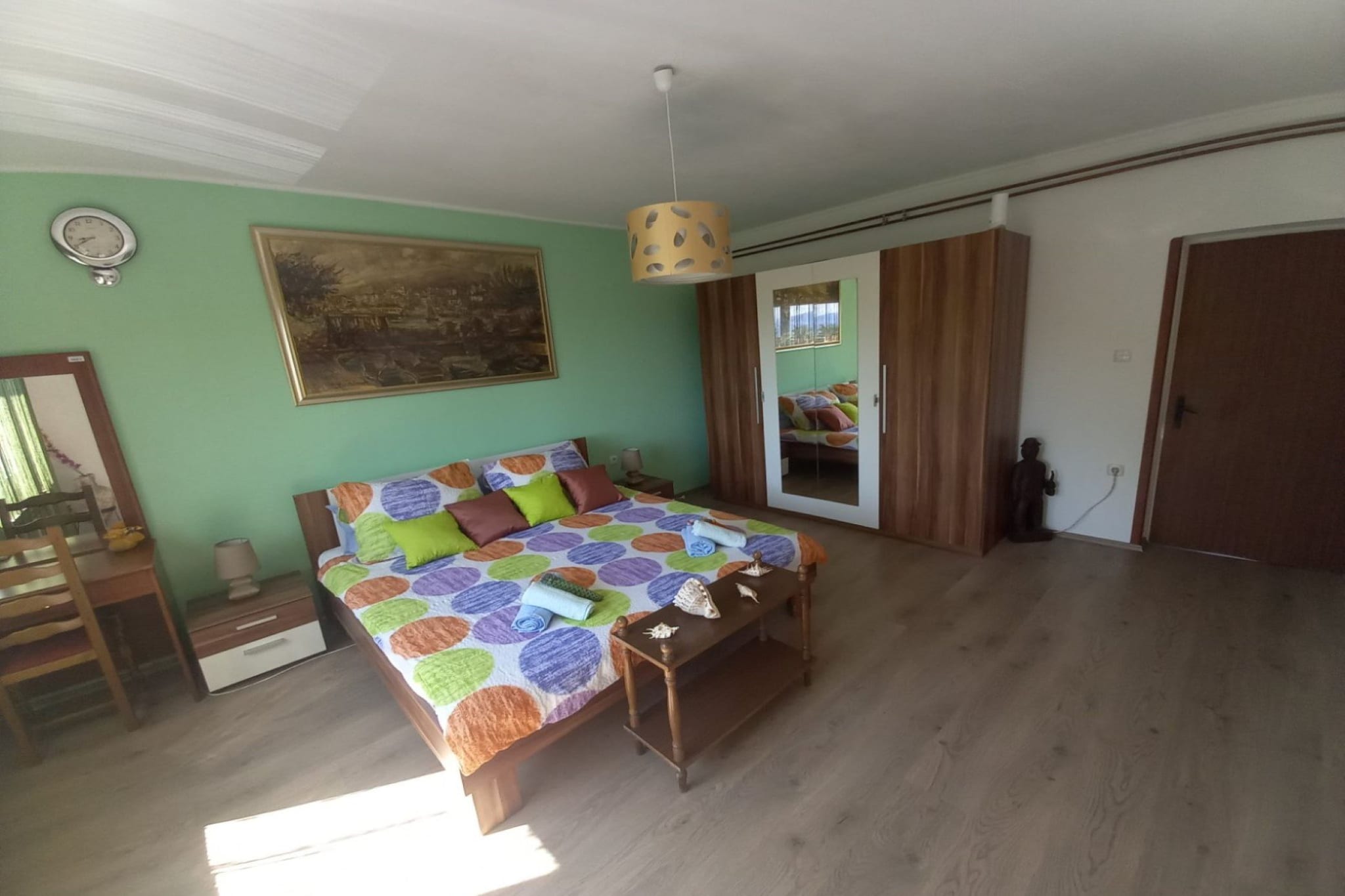 Lovely Apartments Near the Sea - One Bedroom Apartment with Balcony-Schlafzimmer
