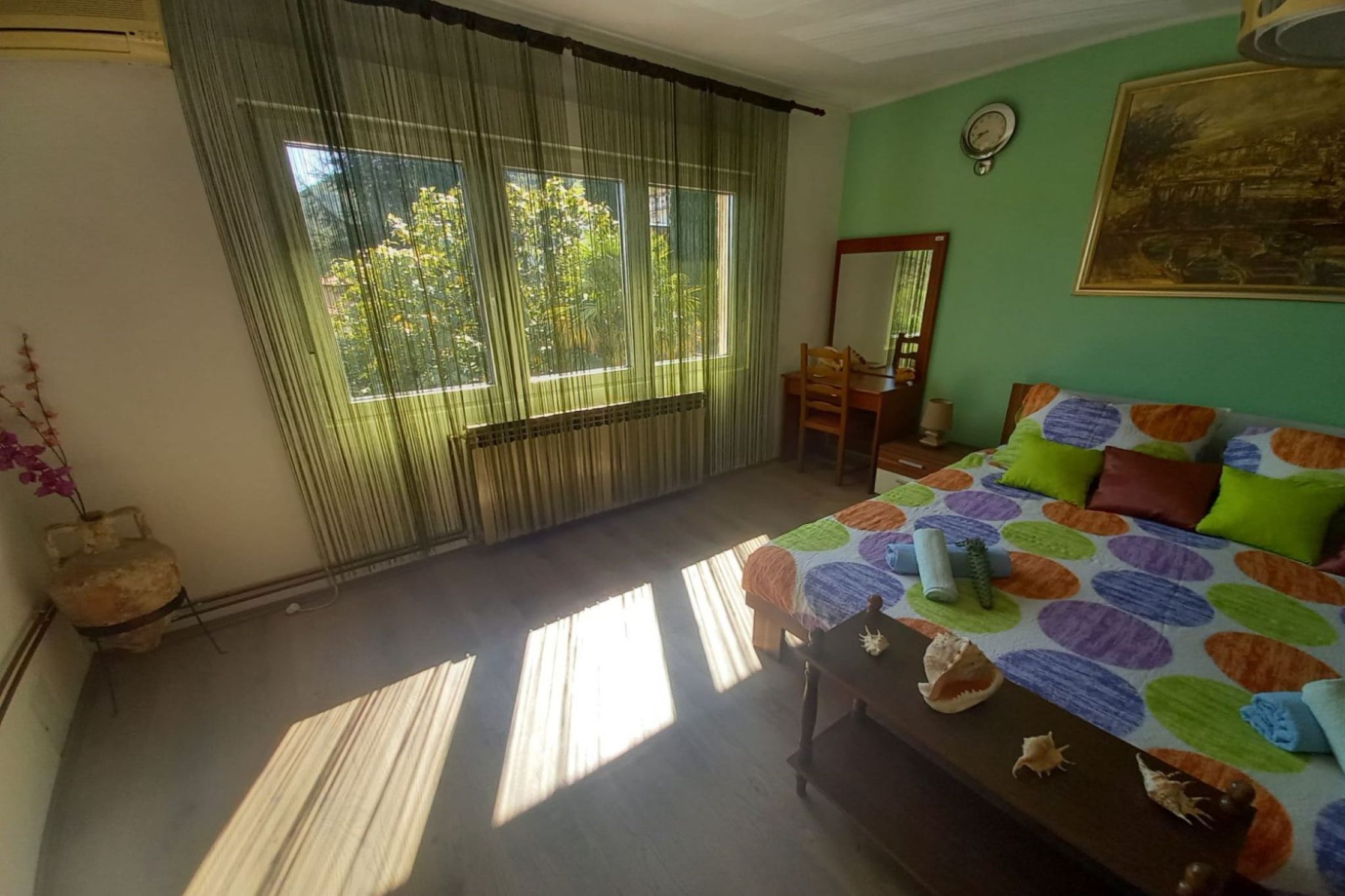 Lovely Apartments Near the Sea - One Bedroom Apartment with Balcony-Schlafzimmer