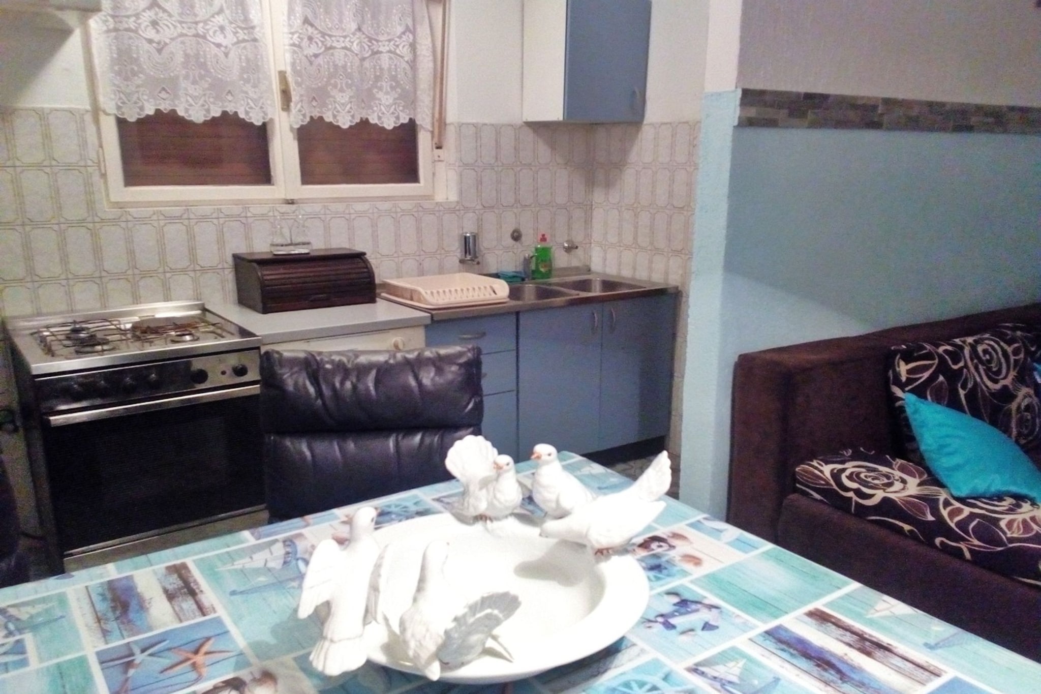 Lovely Apartments Near the Sea - One Bedroom Apartment with Balcony-Küche