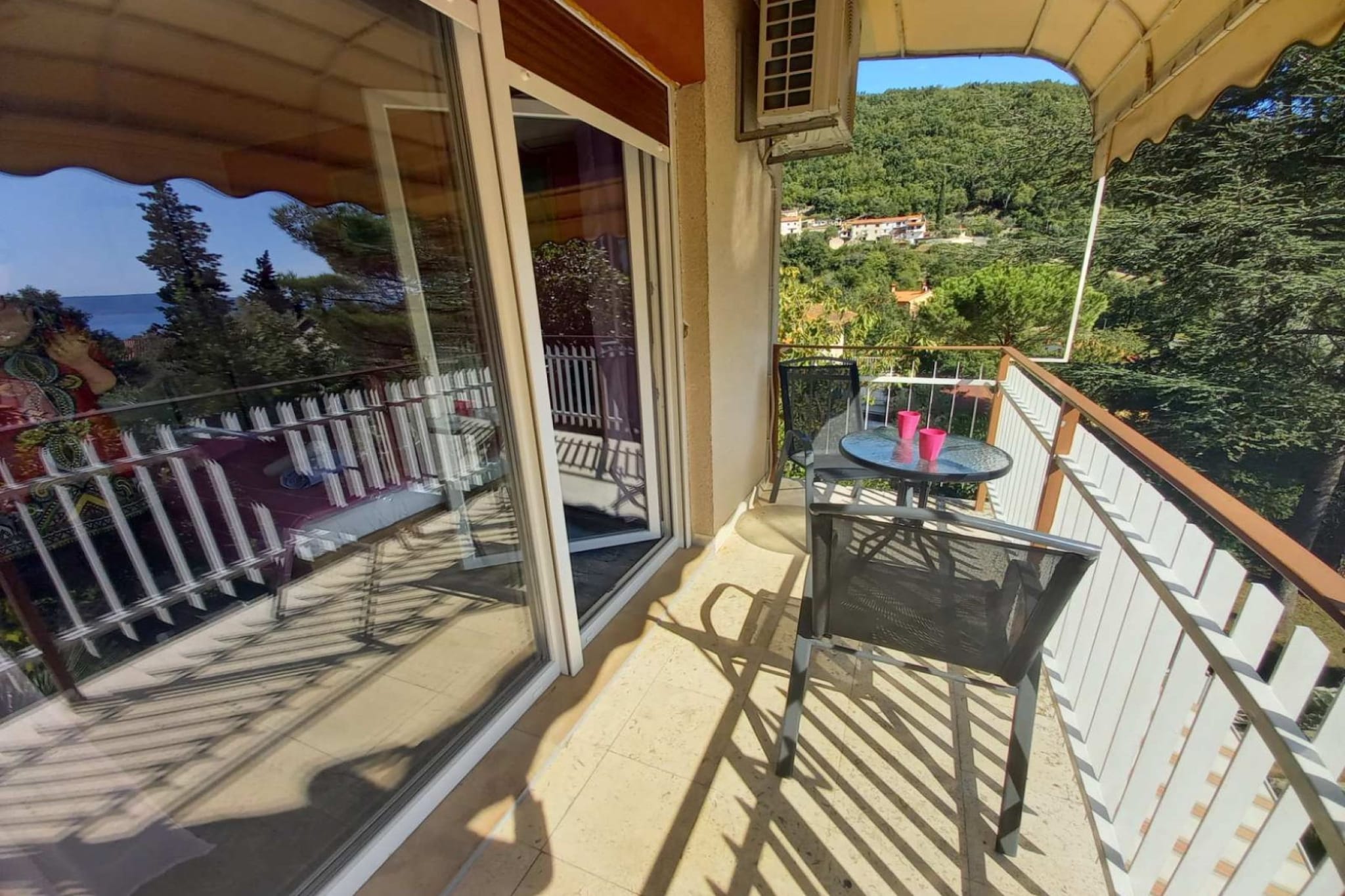Lovely Apartments Near the Sea - Standard Studio Apartment with Balcony
