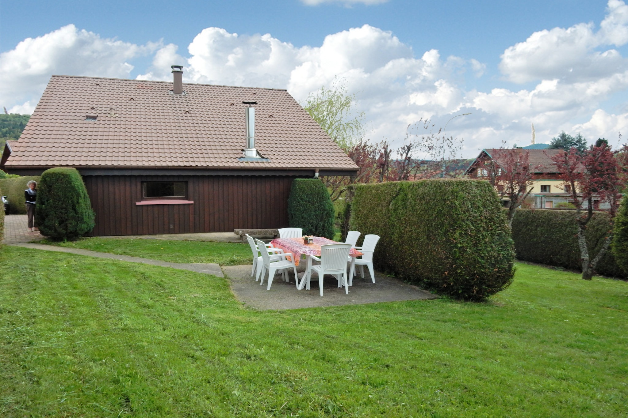 Large and cosy chalet, beautiful surroundings.