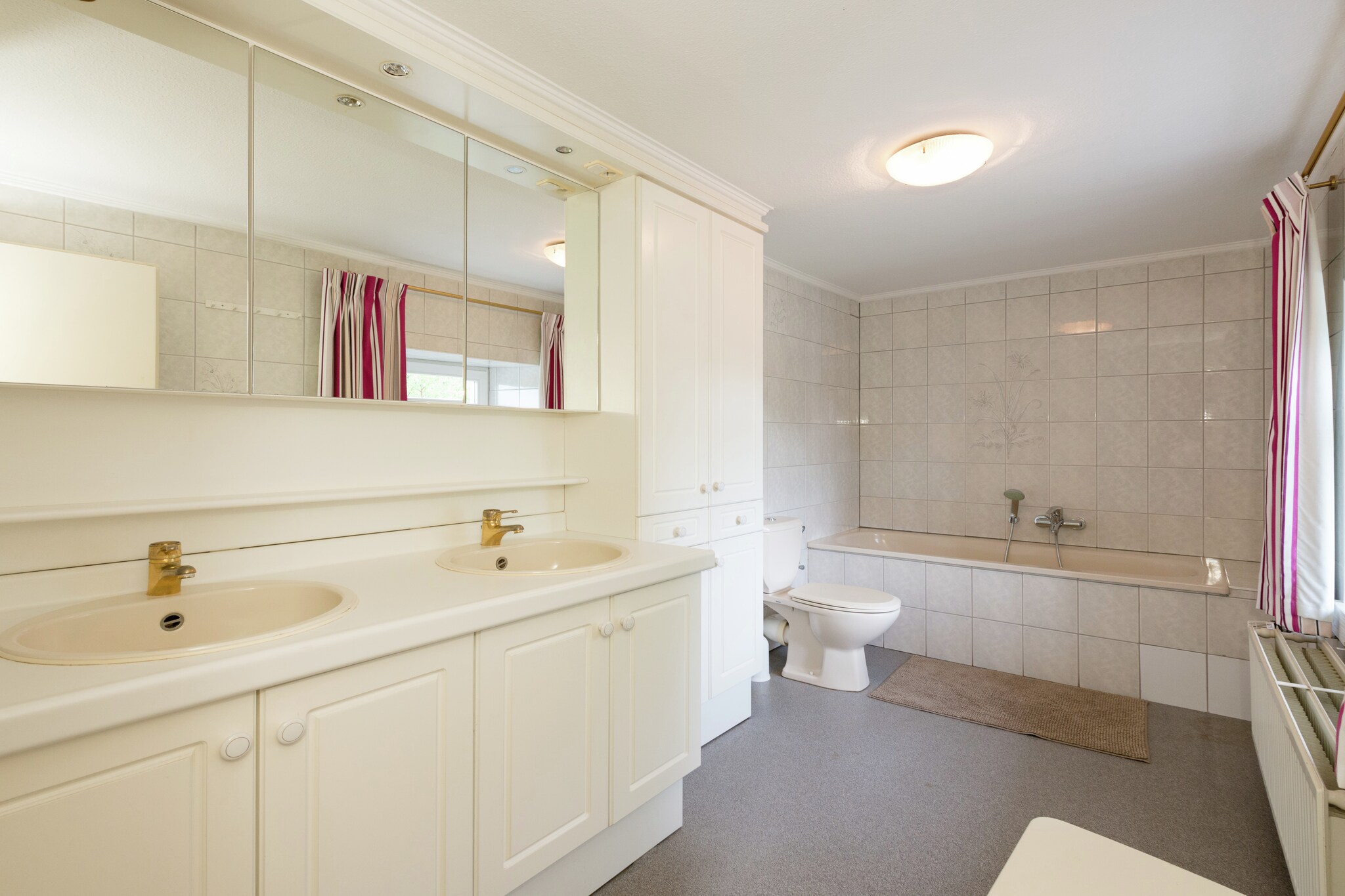 Vakantiehuis Waimes-Faymonville max. 20 personen 8 slaapkamers sauna #25