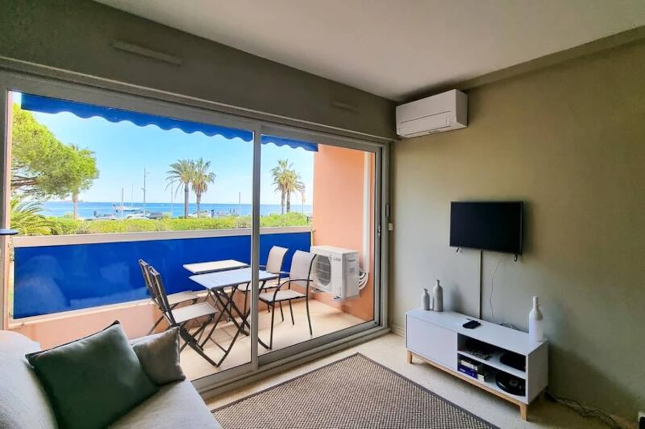 Appartement 4pers - Accès Direct à La Plage/ Fréjus-Image-tags.