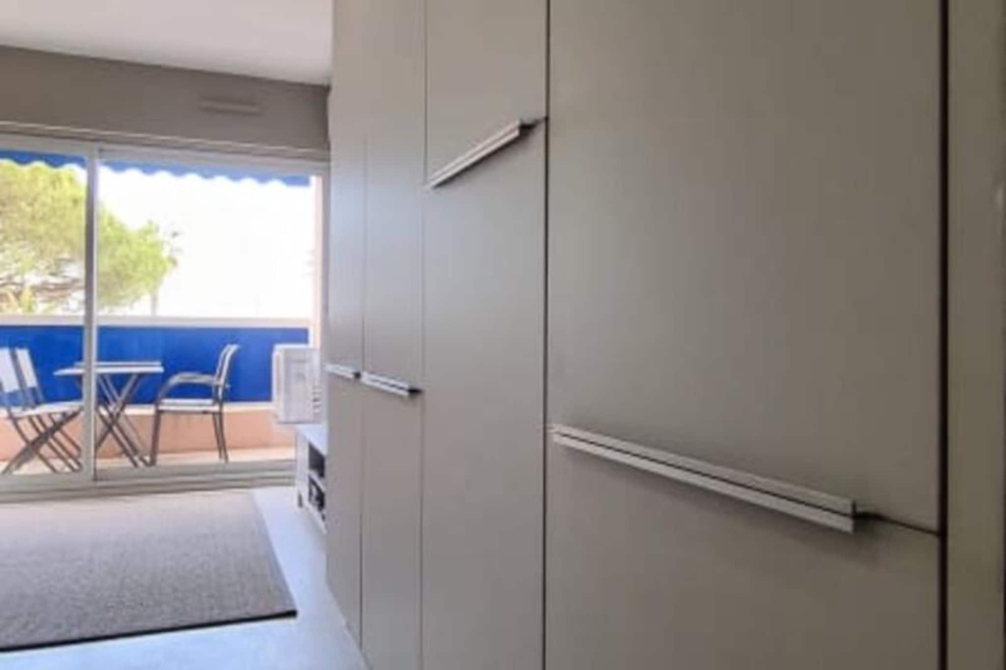 Appartement 4pers - Accès Direct à La Plage/ Fréjus-Image-tags.