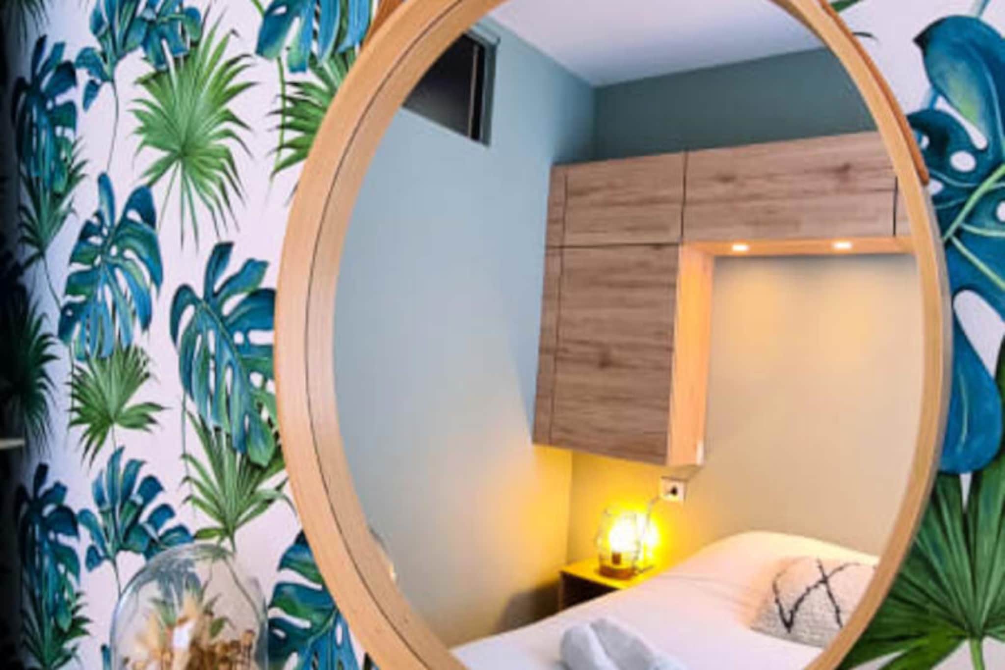 Appartement 4pers - Accès Direct à La Plage/ Fréjus-Image-tags.