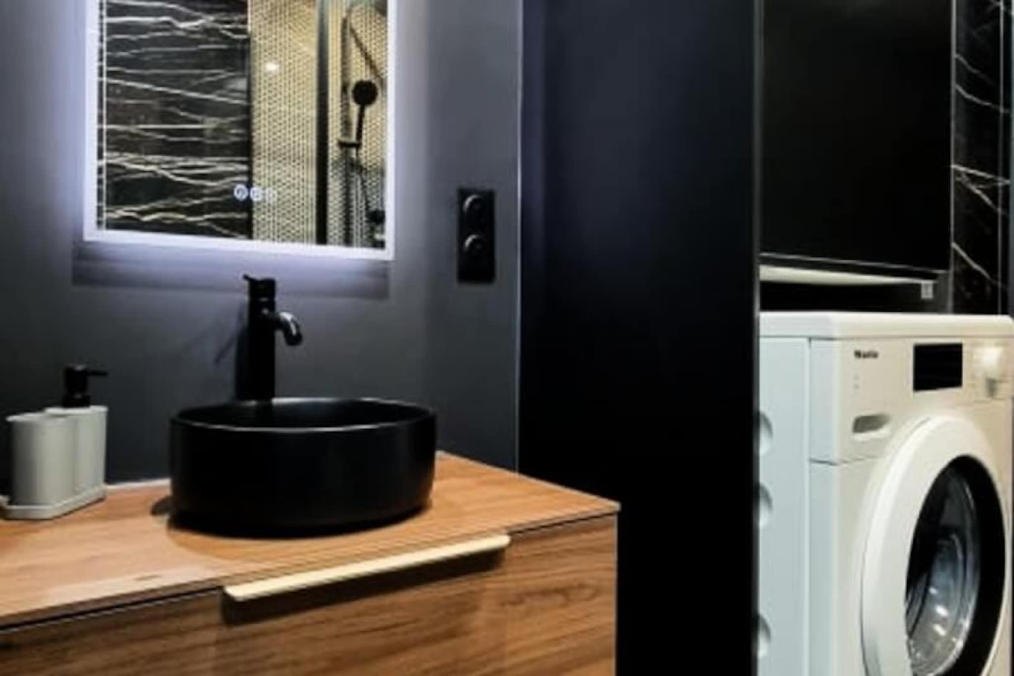 Appartement 4pers - Accès Direct à La Plage/ Fréjus-Image-tags.