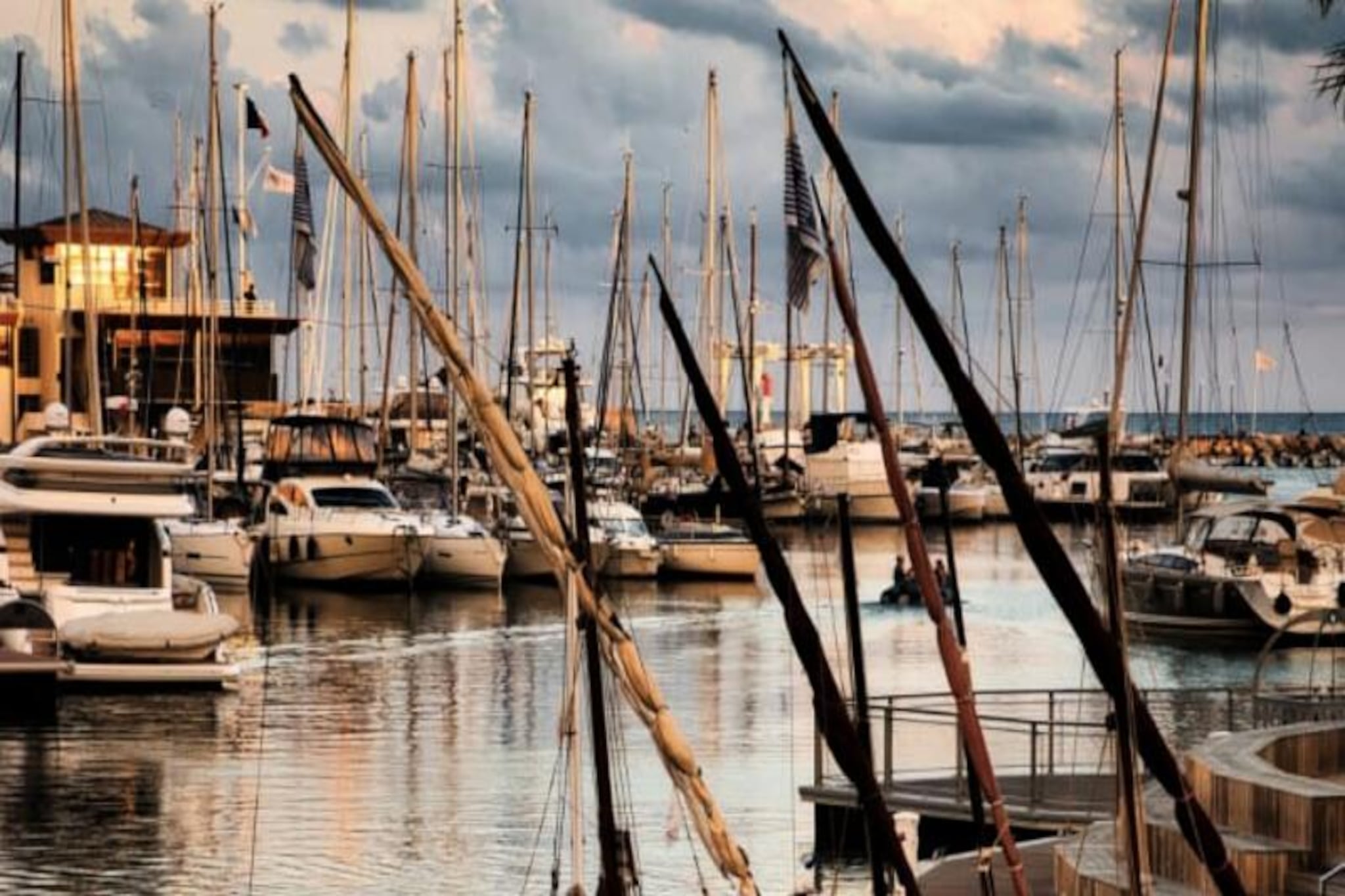 Appartement 4pers - Accès Direct à La Plage/ Fréjus-Image-tags.