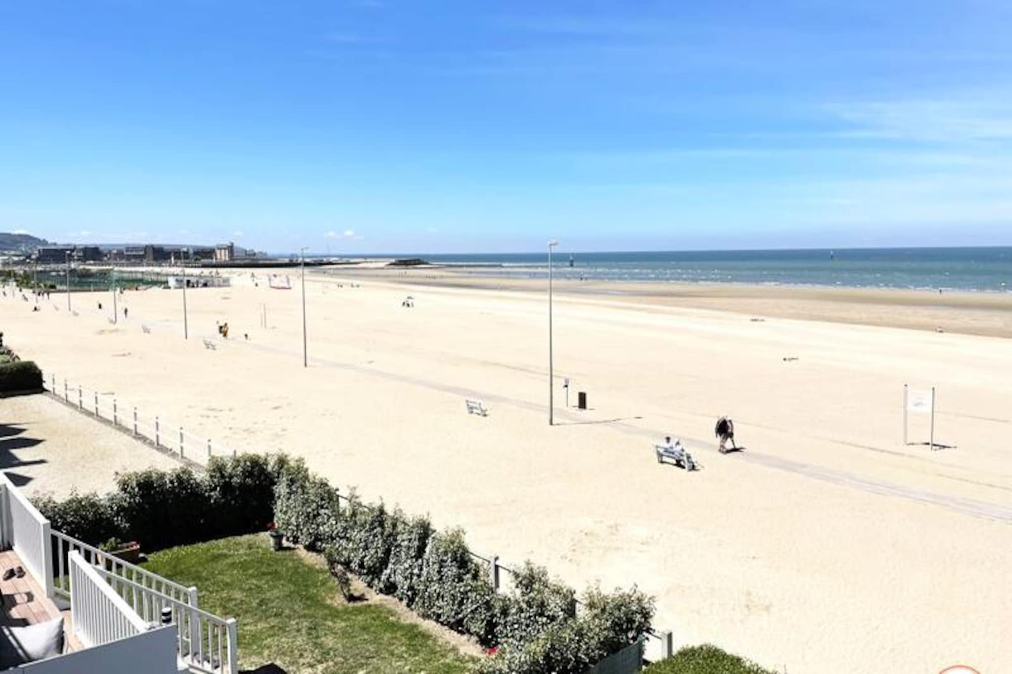 ⚓ Roches Normandes - Terrasse Vue Mer Et Plage-Image-tags.