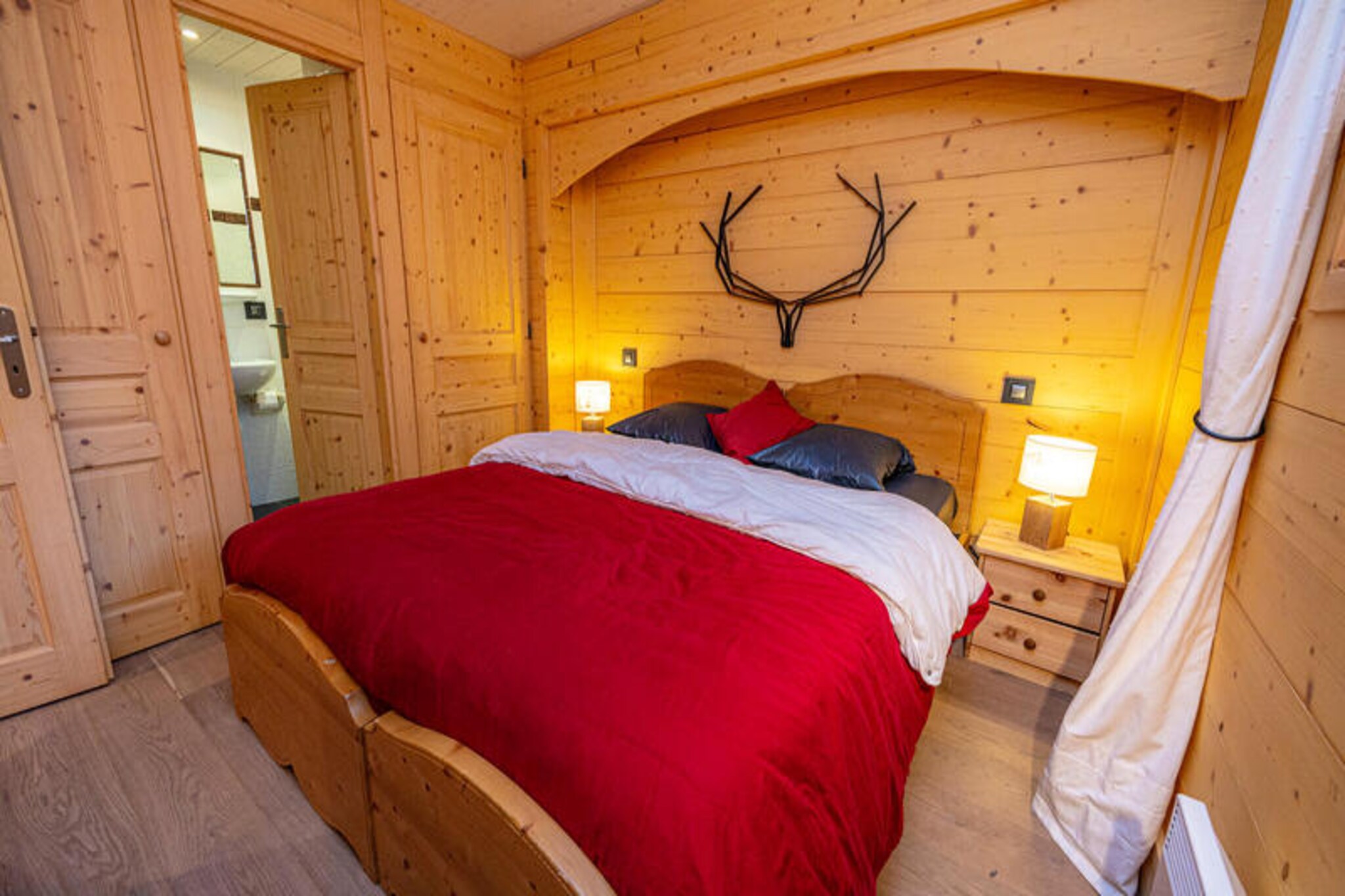 Chalet Two Heads for fourteen people