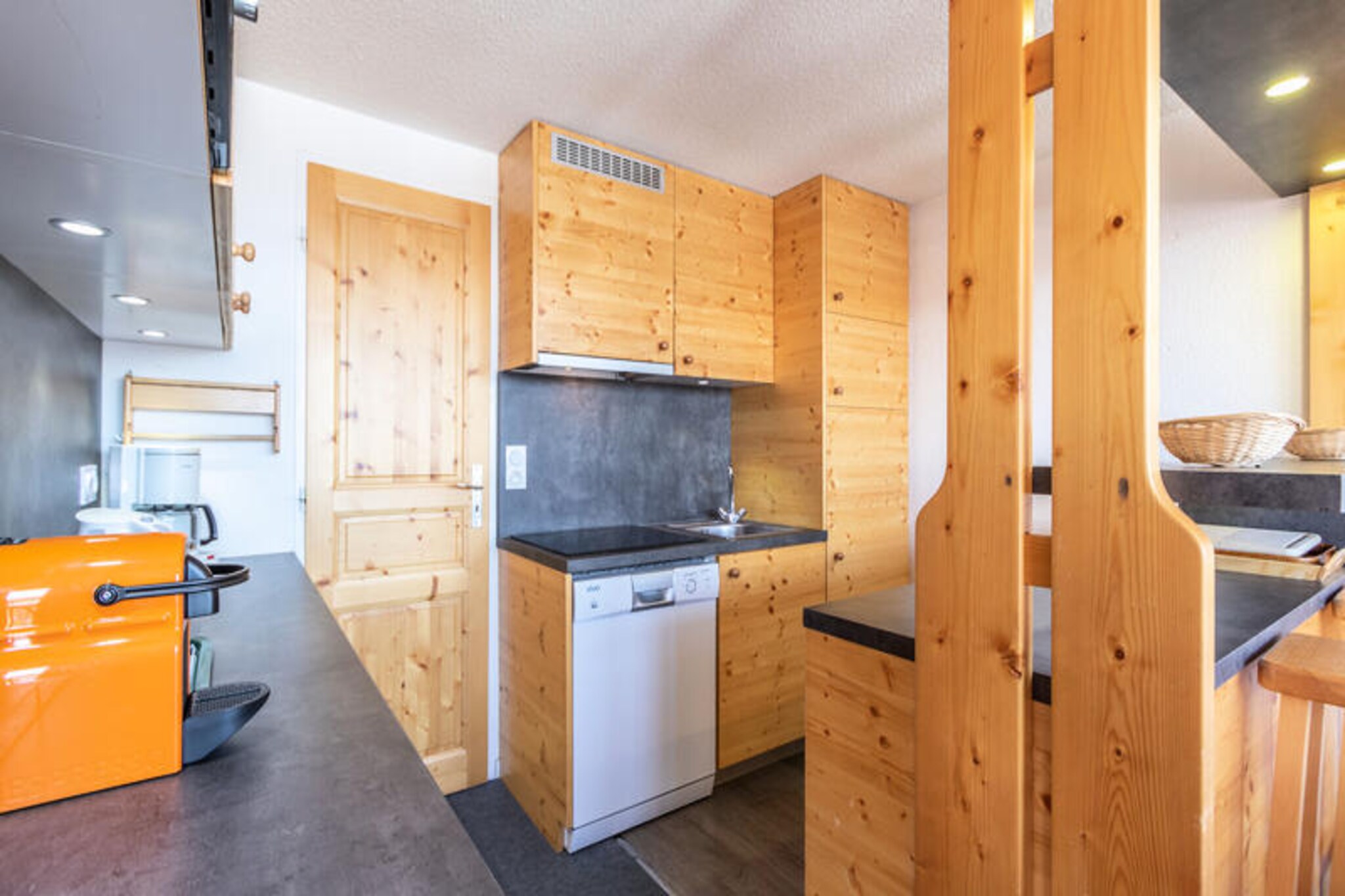 Aiguille Grive Residence Bat three