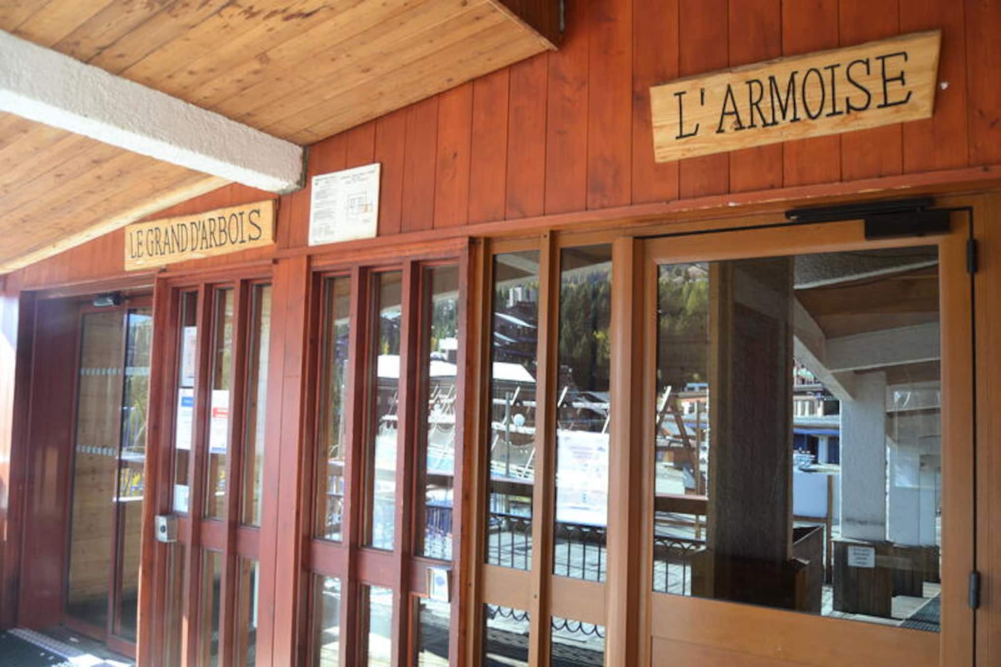 Armoise residence for six people