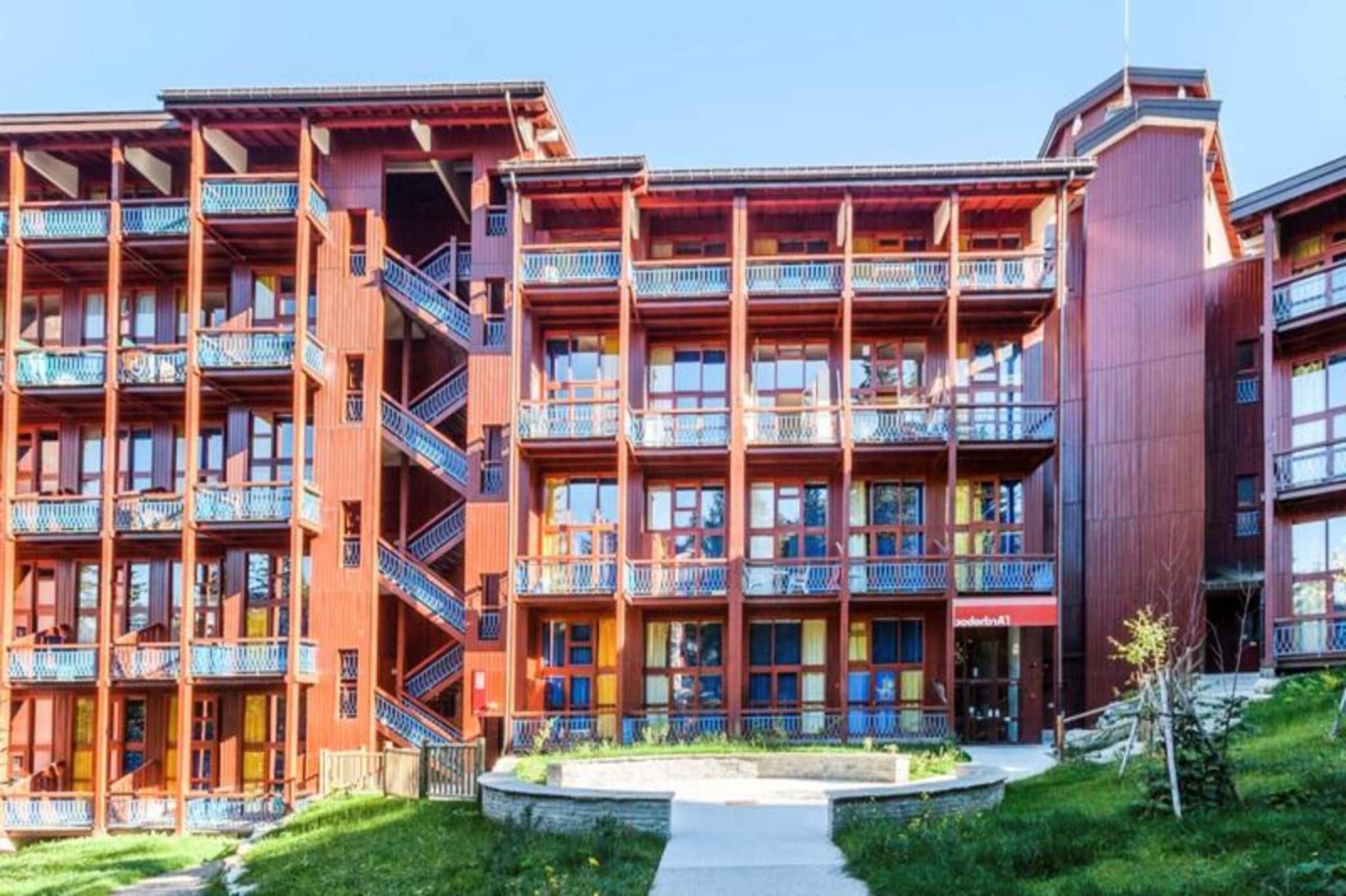 Charmettoger district residences