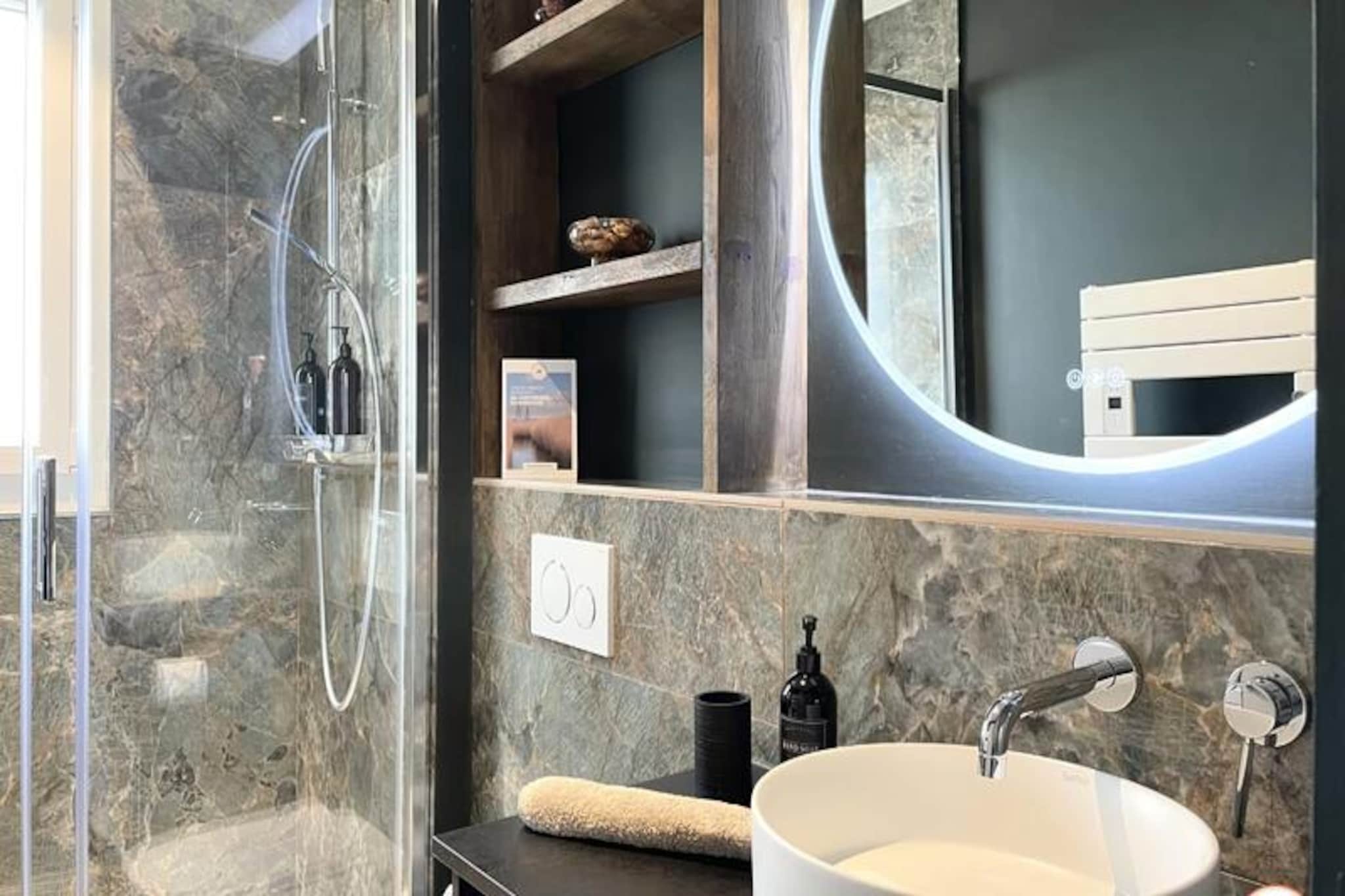 🌟 L'elégance - Vue Dégagée - Balcon - Parking-Image-tags.