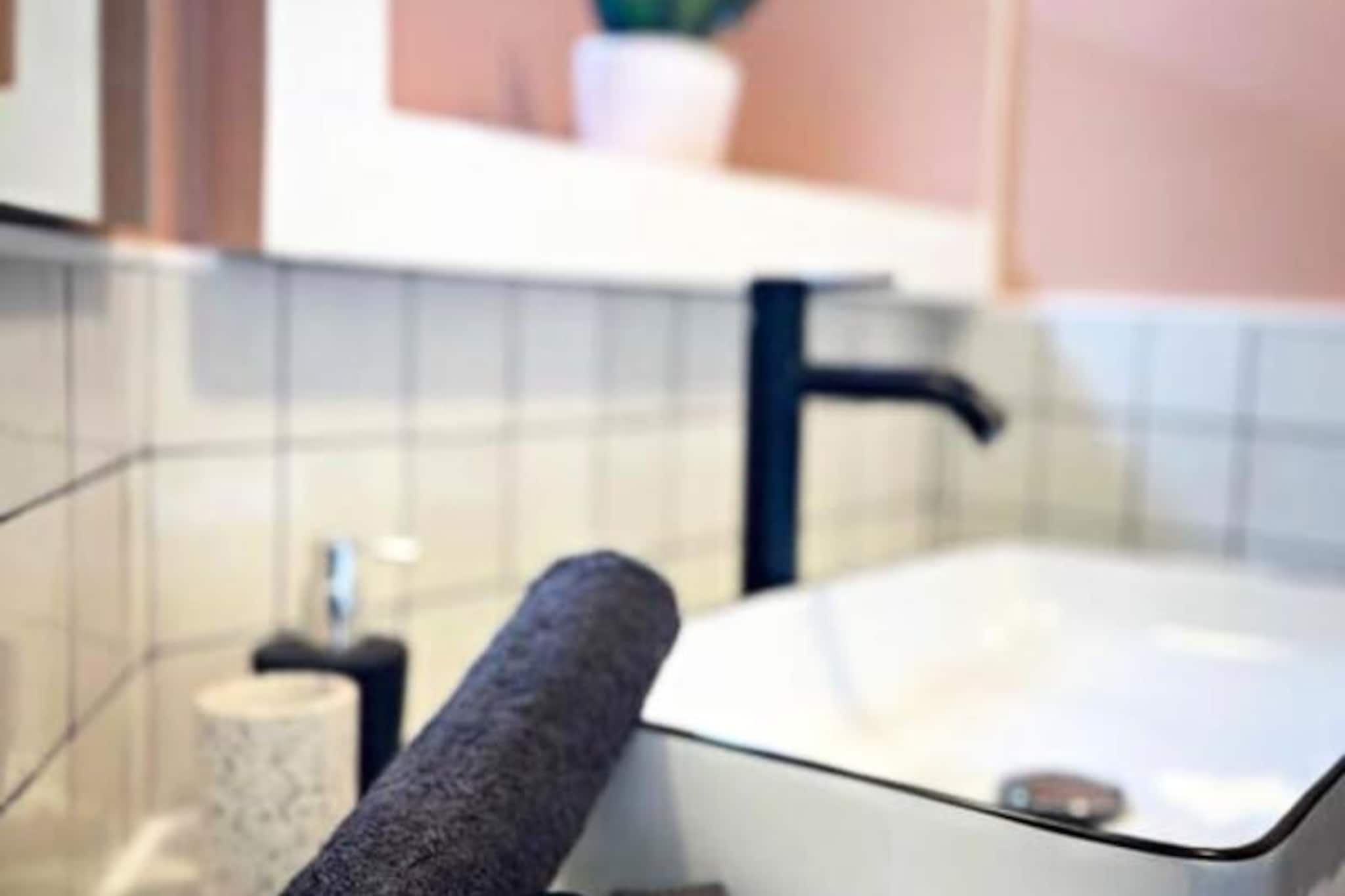 🍒 Temps Des Cerises - Terrasse - Plage - Marina-Image-tags.