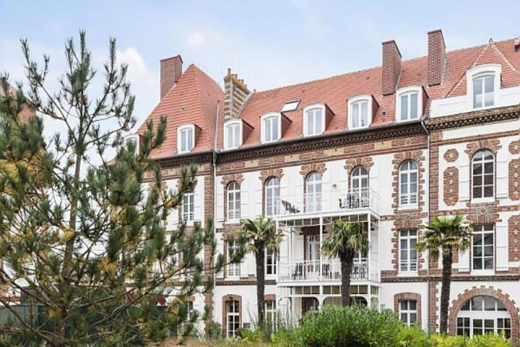 Résidence Presqu'Ile de la Touques-Buitenkant zomer