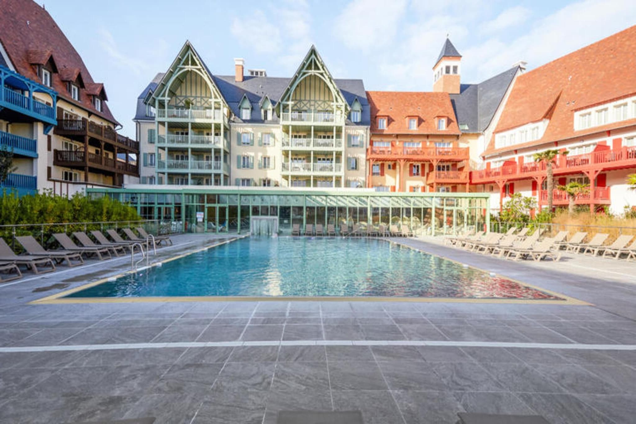 Résidence Presqu'Ile de la Touques-Buitenkant zomer