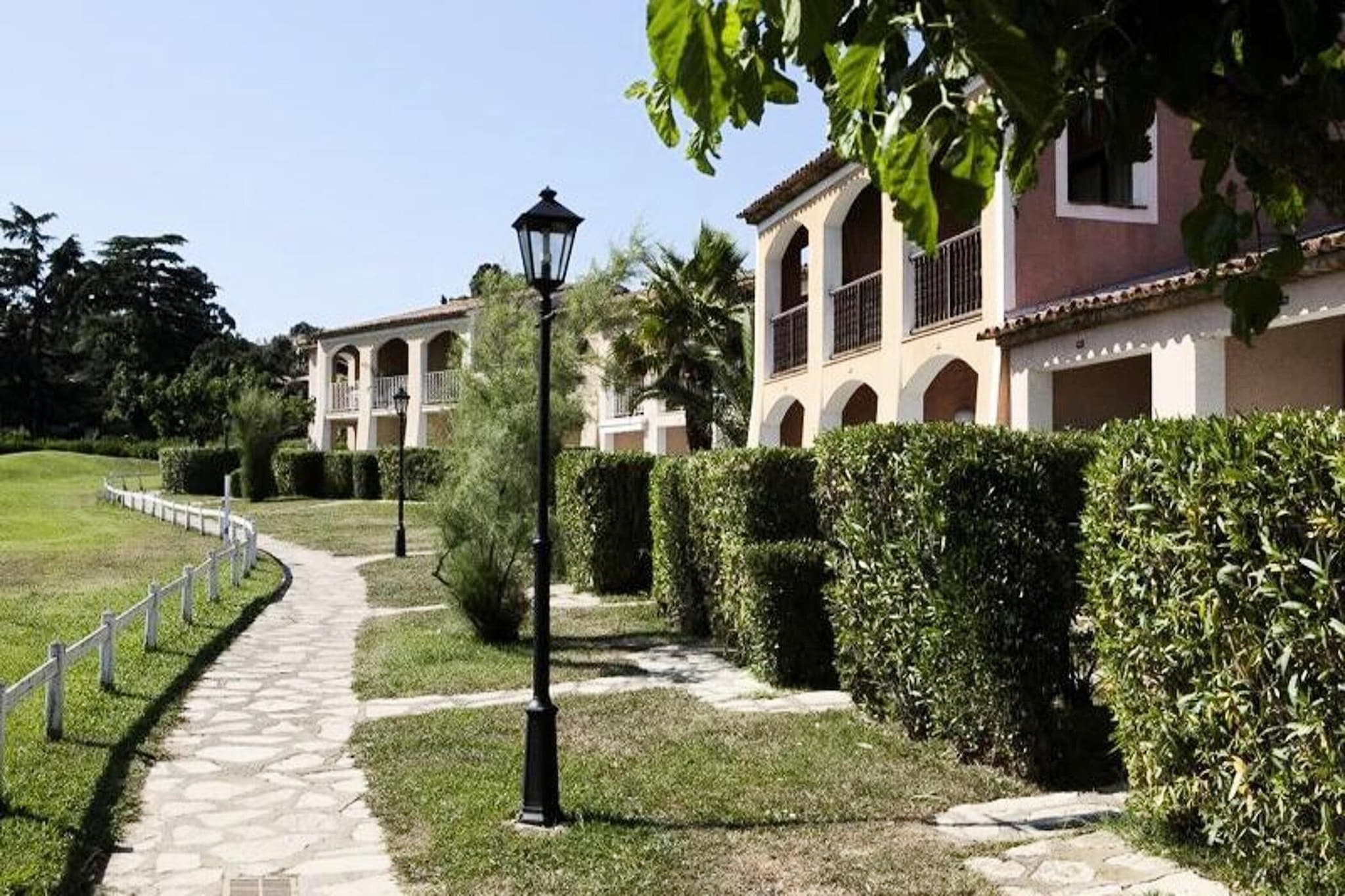 Résidence Les Parcs de Grimaud - maeva Home-Uitzicht zomer