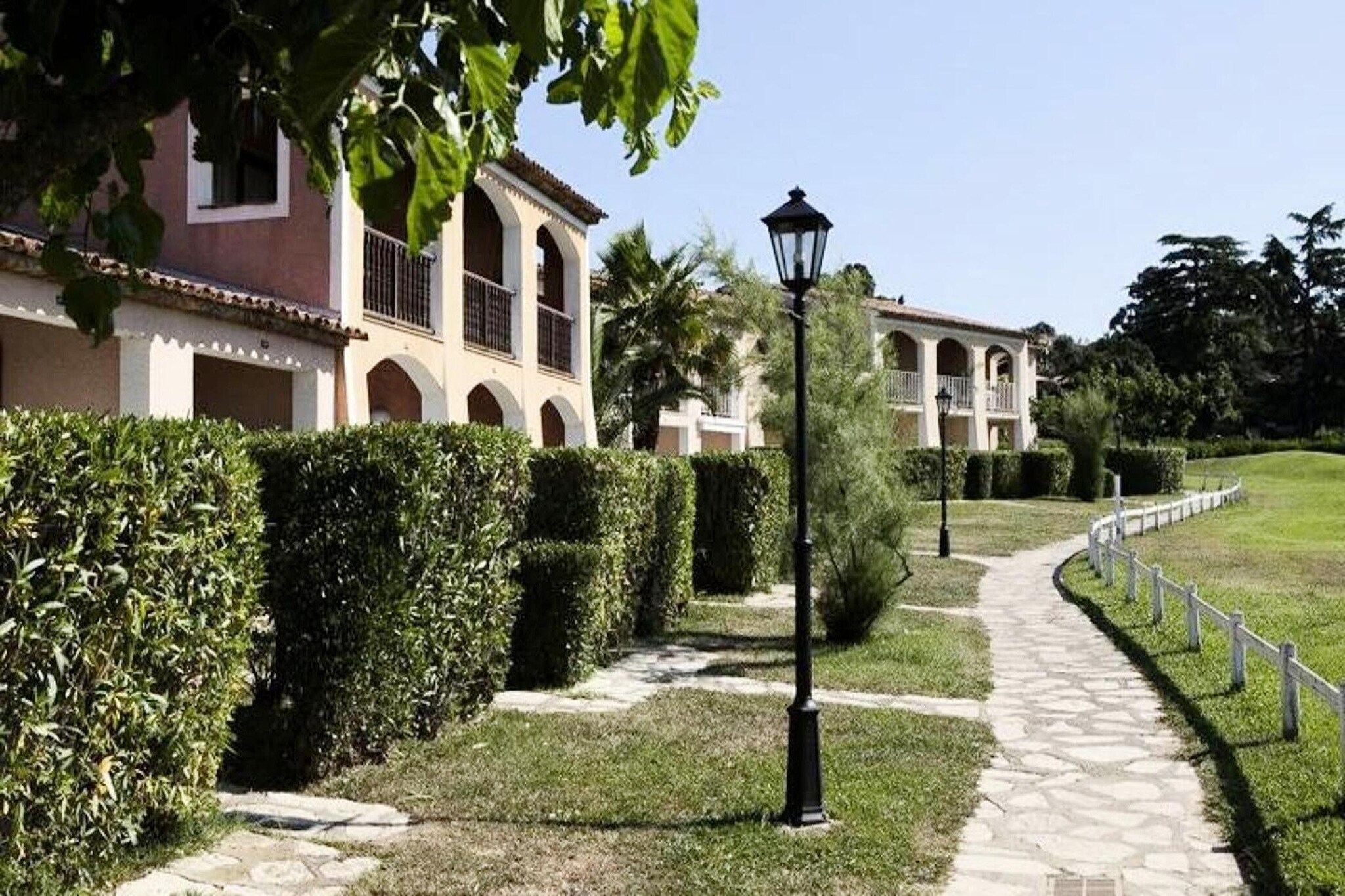 Résidence Les Parcs de Grimaud - maeva Home-Uitzicht zomer