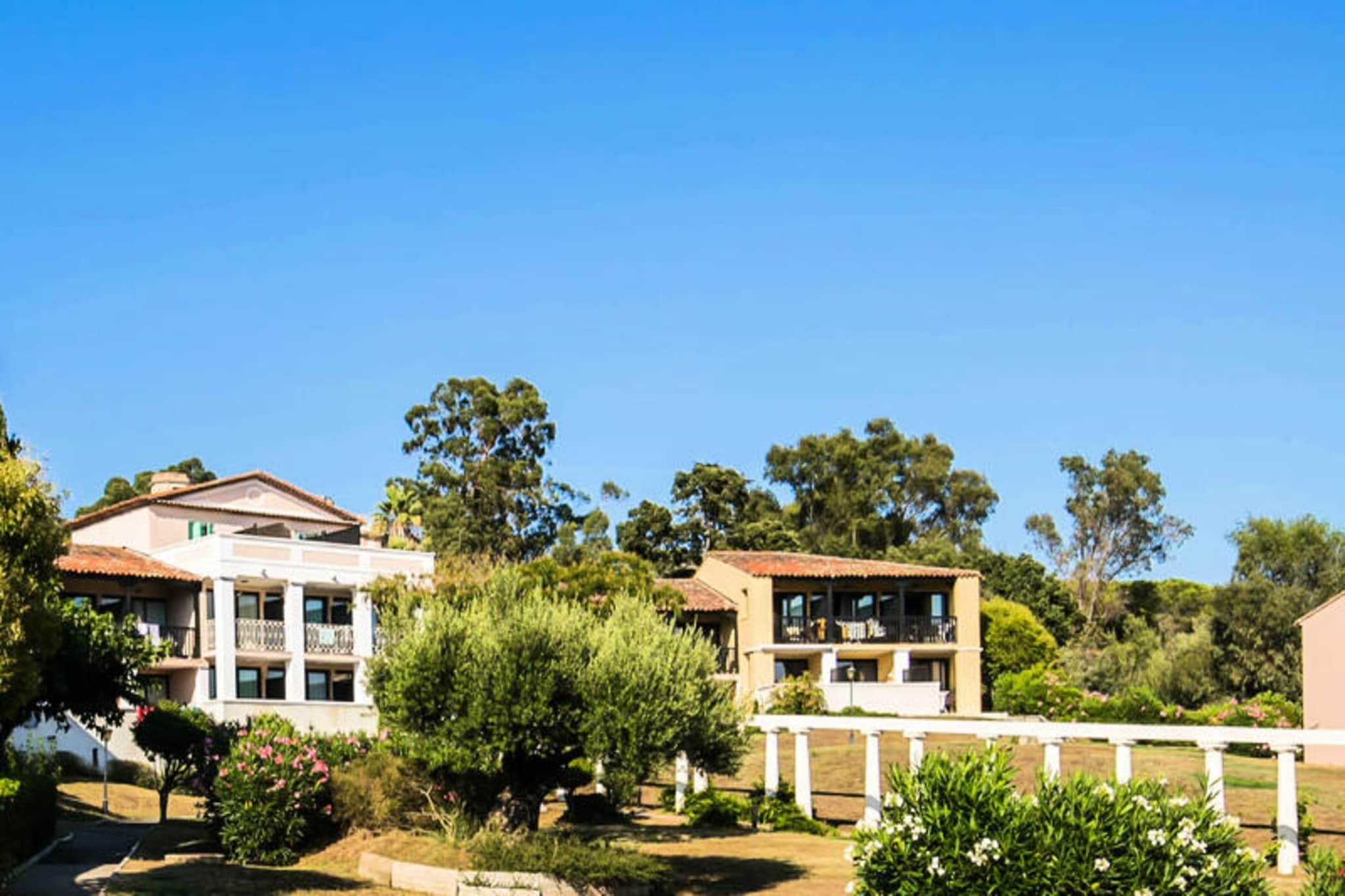 Exterior Summer
