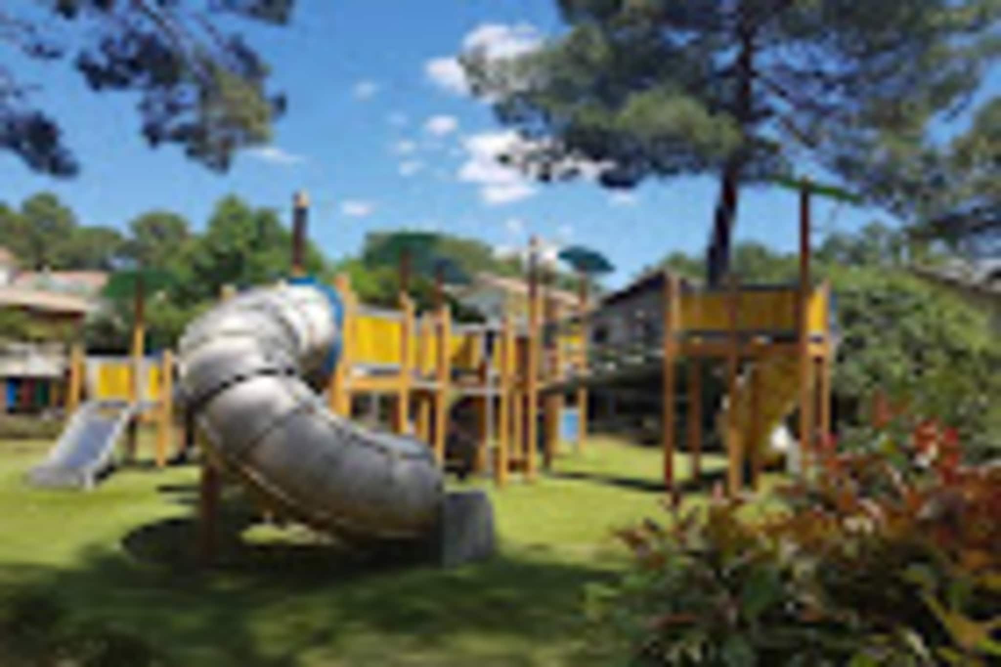 Apartment in Lacanau near Ocean Beaches