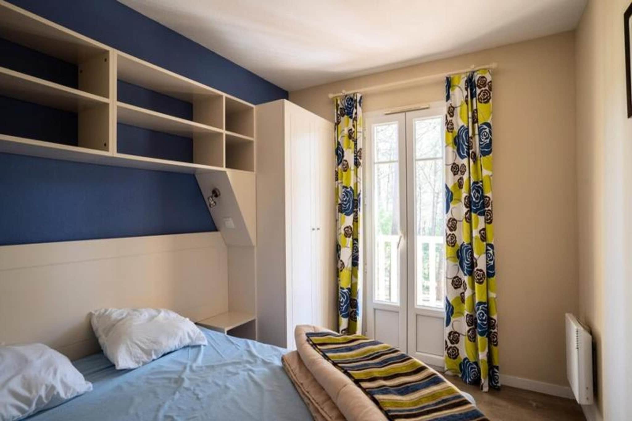 Holiday Home in Lacanau near Beach & Golf
