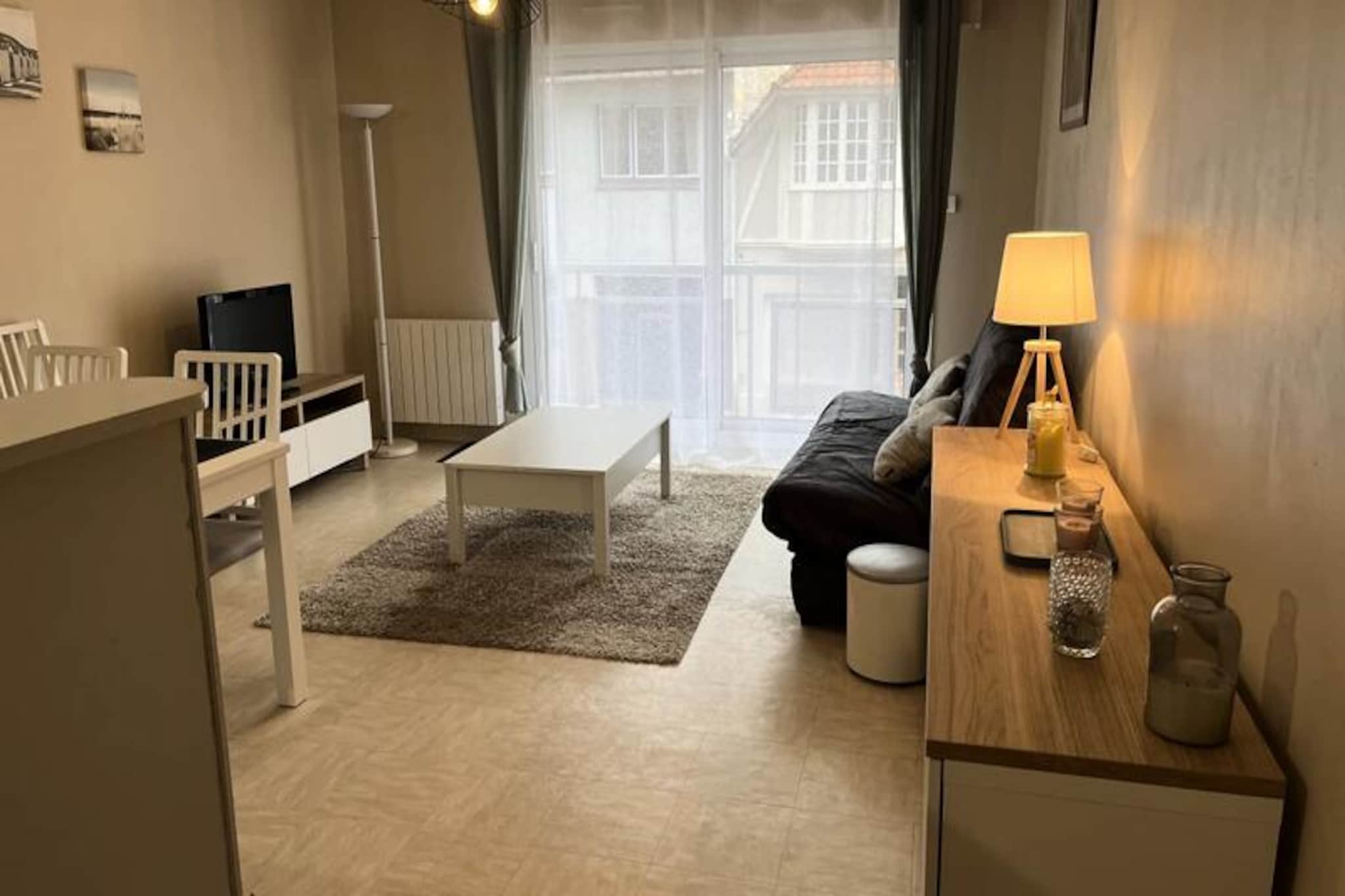 Apartment for six people with parking
