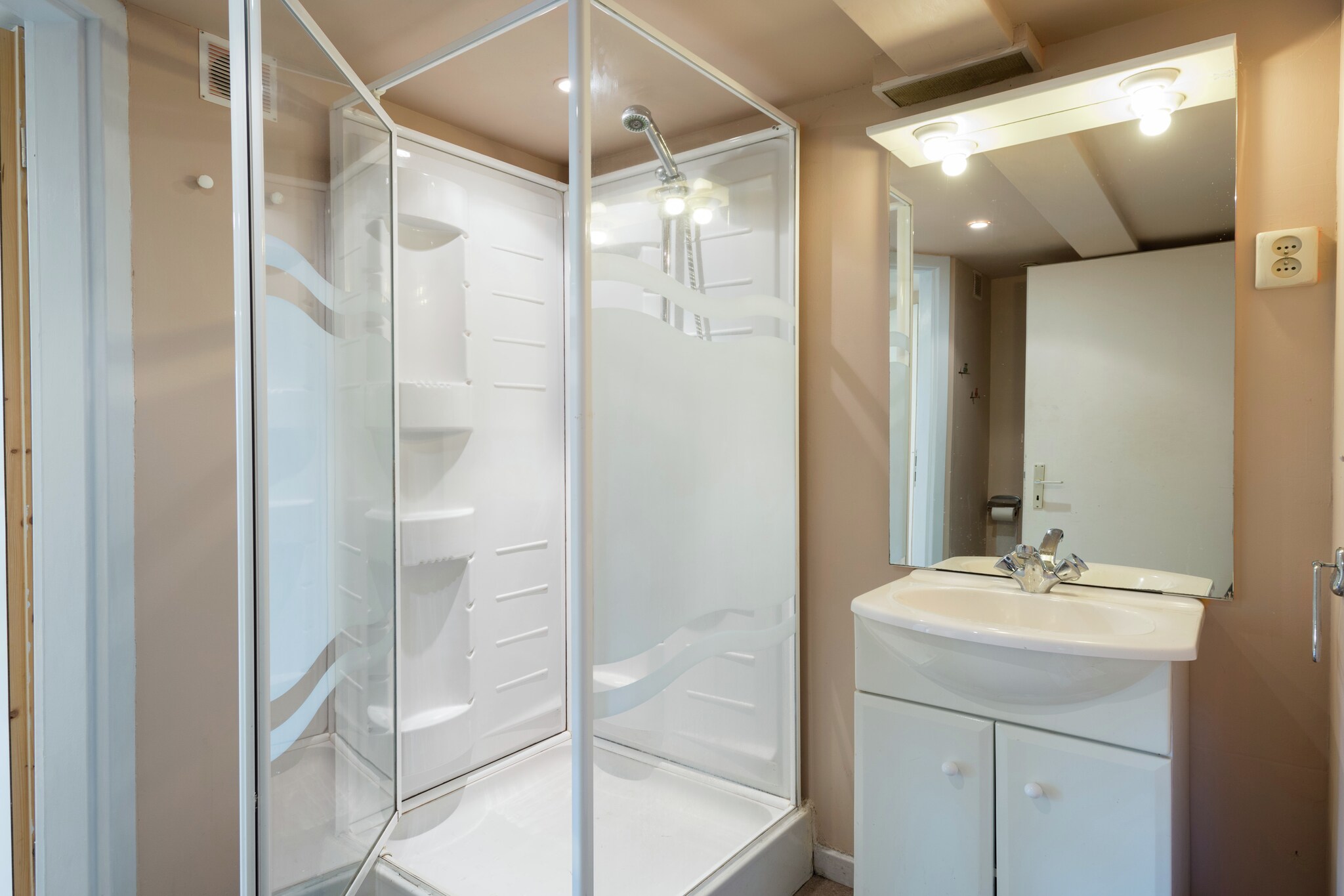 Vakantiehuis Waimes max. 9 personen 2 huisdieren 5 slaapkamers zwembad sauna #23