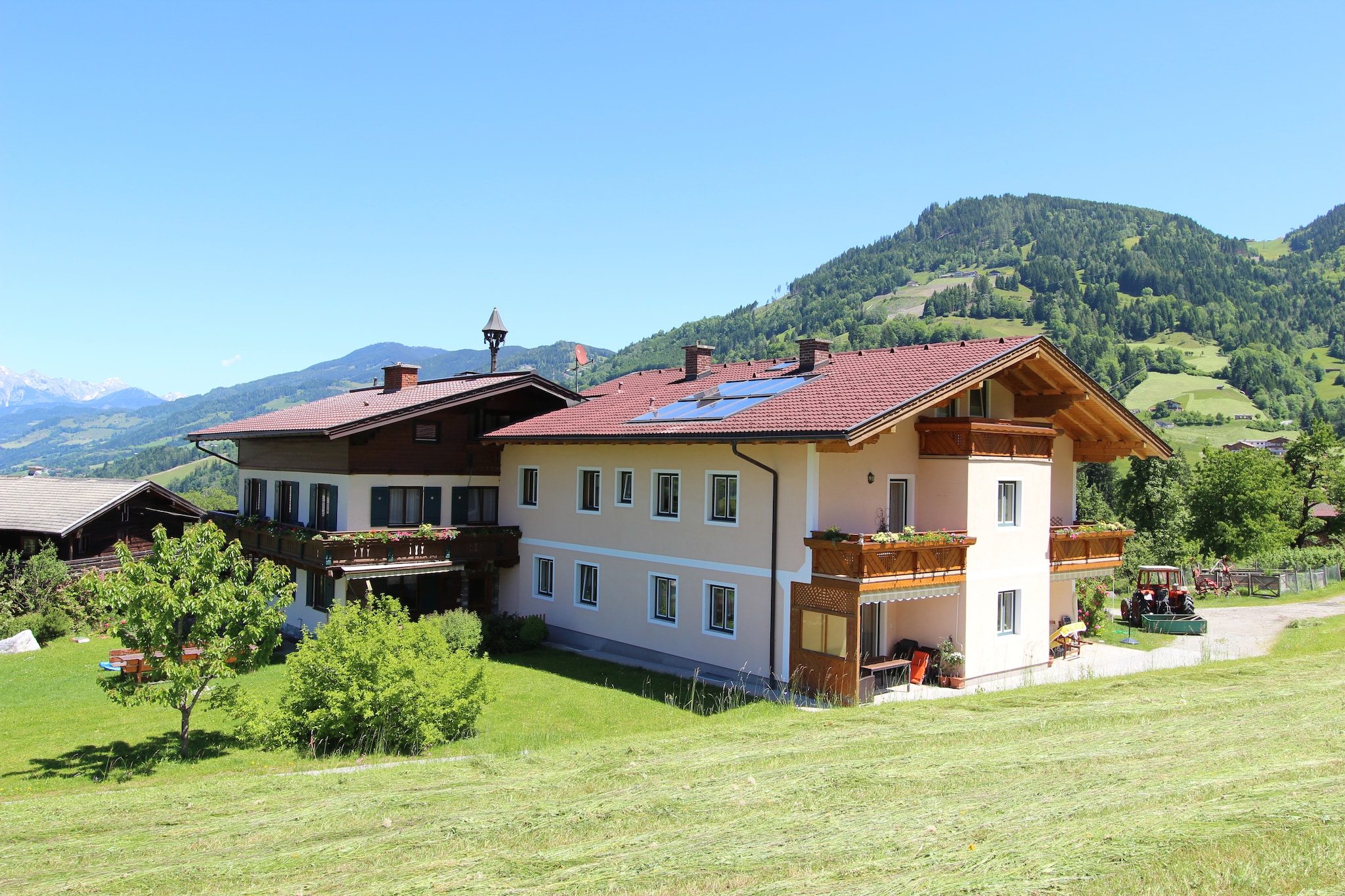 Apartment in Sankt Johann near Ski Area