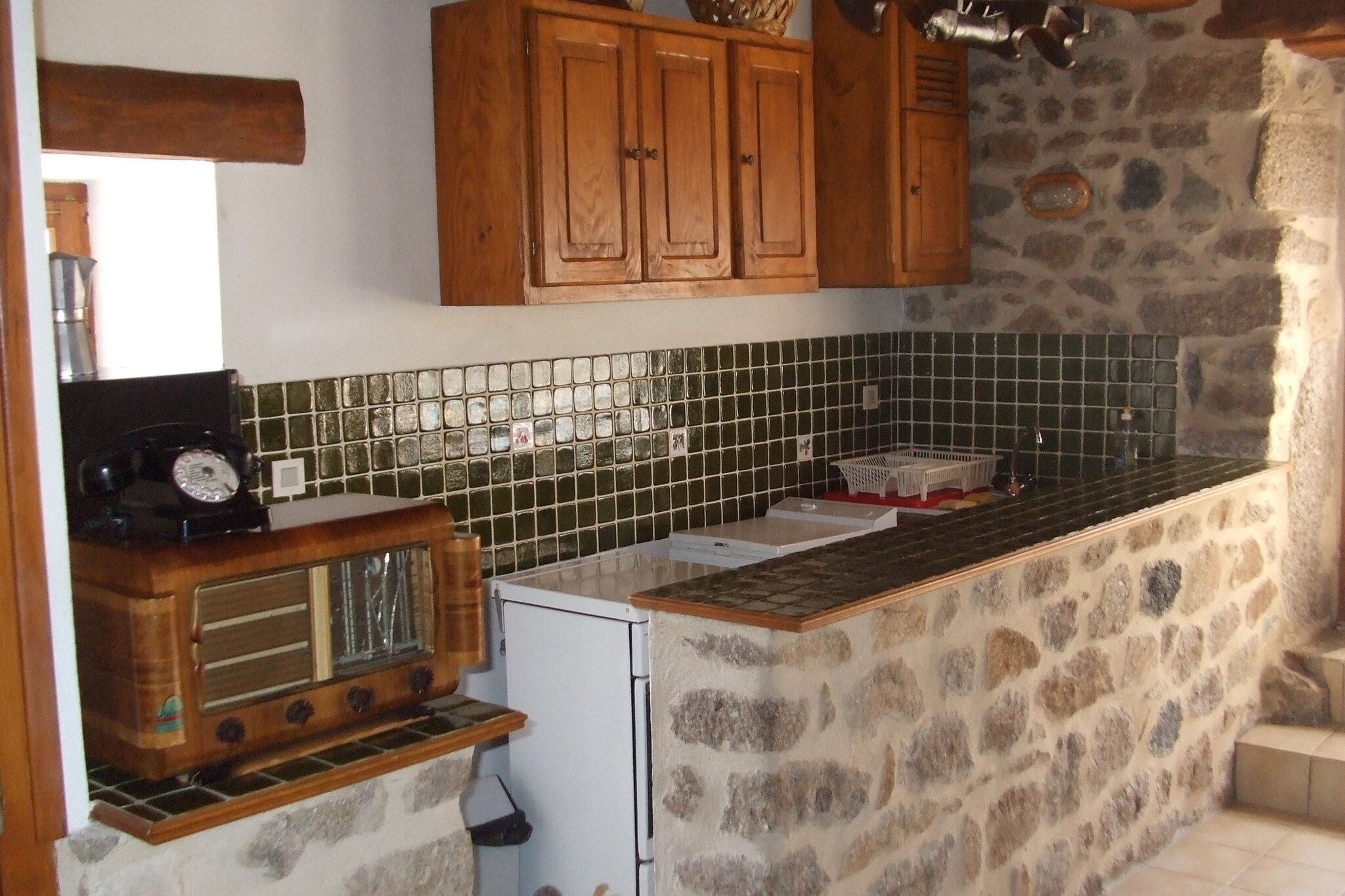 Set in the peaceful hamlet of Goutte-Claire near Sauvain, this detached holiday cottage offers a charming escape at 1100 meters above sea level. With a rustic yet comfortable interior, it's designed for simplicity and serenity. The home features garden terraces with furniture, a large playground, and a barbecue-perfect for enjoying panoramic views of the valley and embracing the fresh mountain air. This gîte is ideal for nature lovers and unplugged getaways. There's no WiFi or TV, but mobile data sharing is possible. Guests can explore nearby forests (1 km), lakes (5 km), and enjoy seasonal activities like cranberry picking, fishing, hiking, cycling, and mountain biking-with rentals available close by. Essential supplies and restaurants are just 3 km away, while the town center of Sauvain is 5 km from the property. Whether you're relaxing on the terrace or venturing into the surrounding Loire countryside, this retreat offers a quiet, back-to-nature experience. With Montrond Casino, Feurs hippodrome, and several golf courses within driving distance, it's a perfect blend of rustic charm and outdoor adventure2.