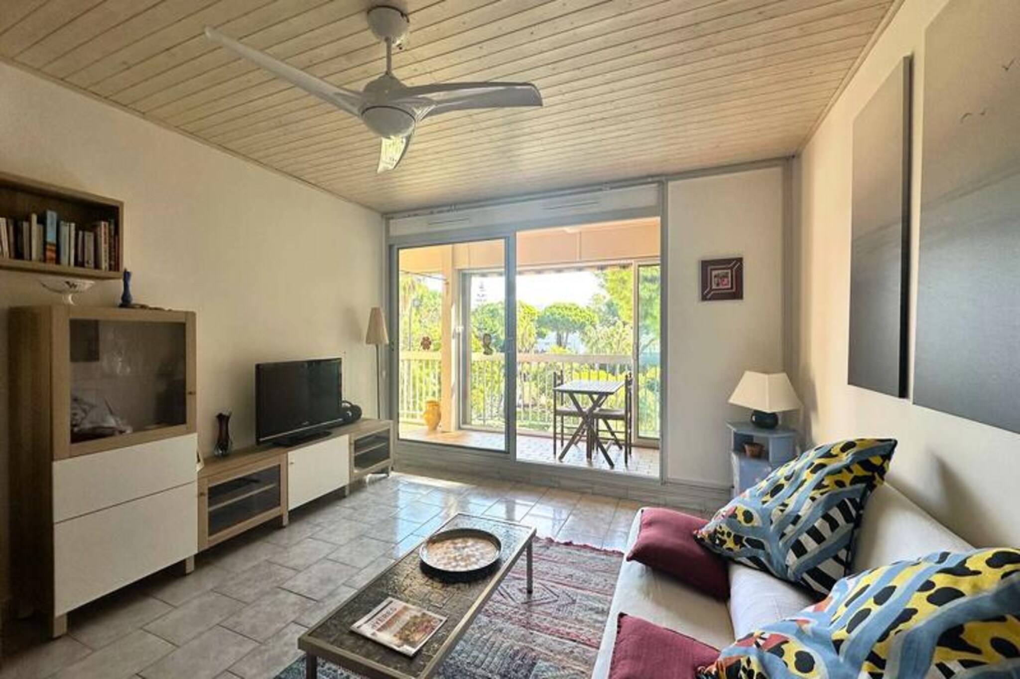 Hyelan Residence with three rooms