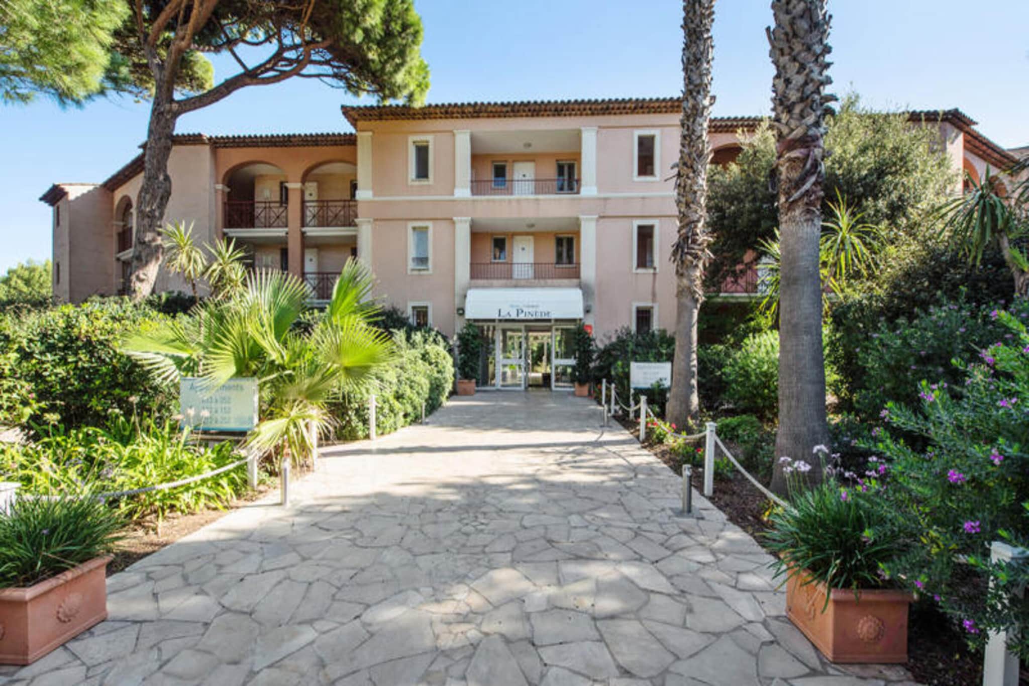 Résidence La Pinède - maeva Home-Außenbereich Sommer