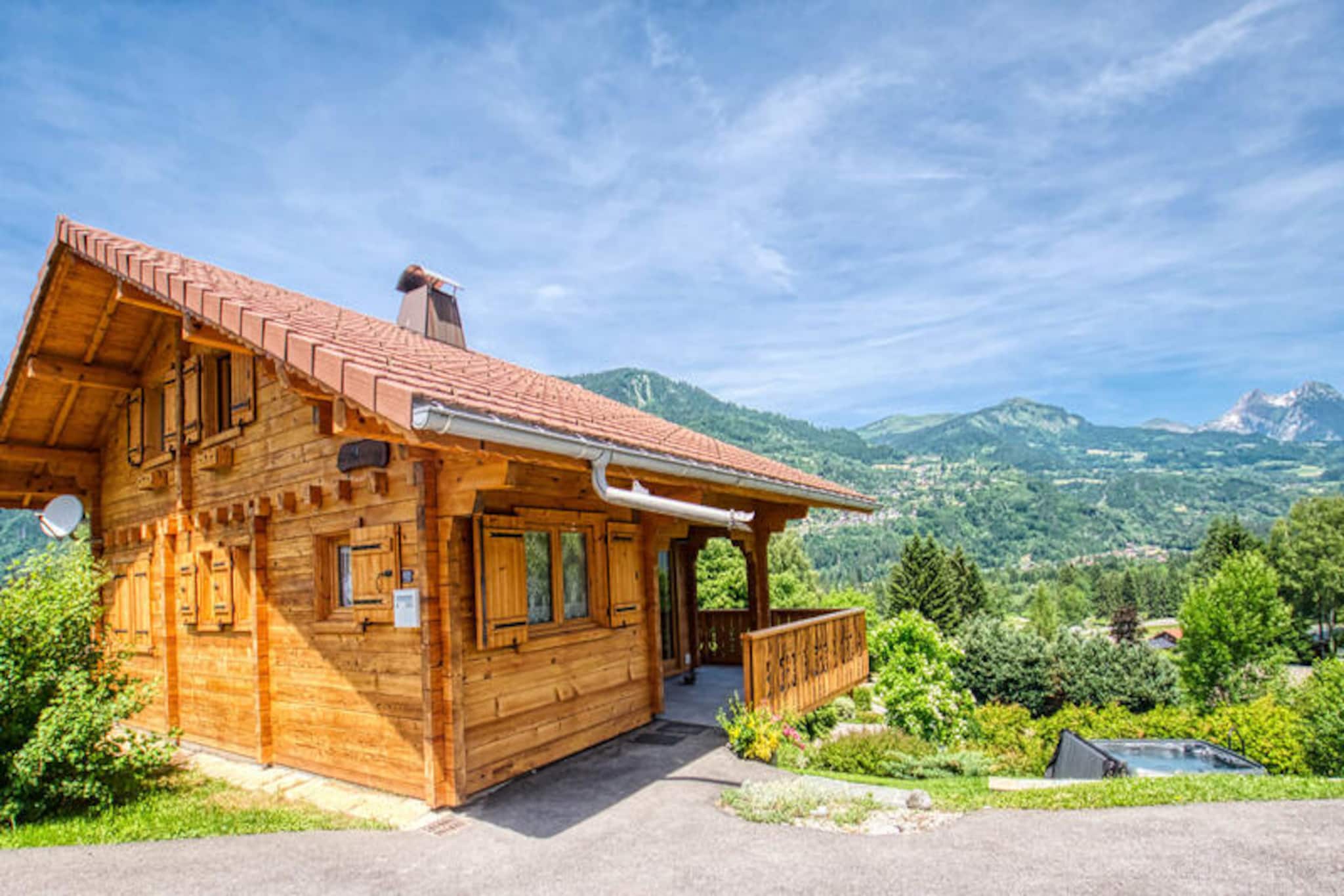 Chalet The Lupins for nine people