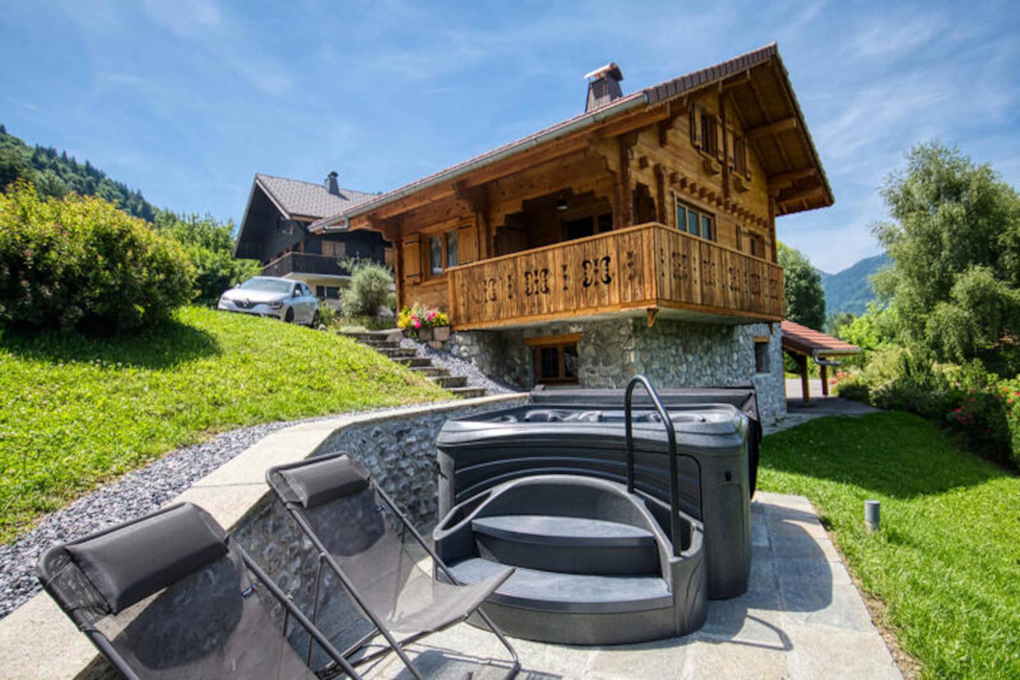 Chalet The Lupins for nine people