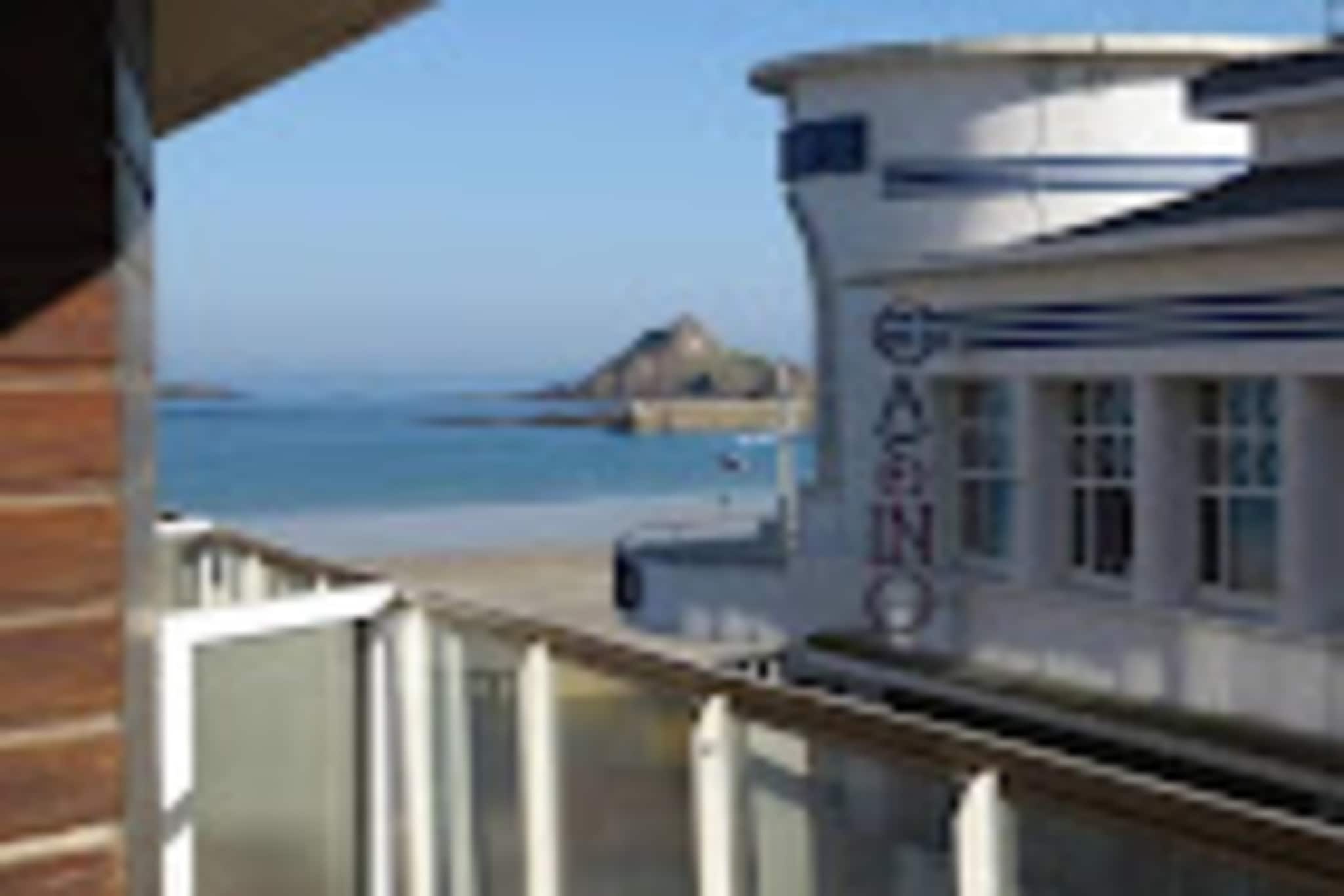 Apartment in Dahouet with Stunning Port Views