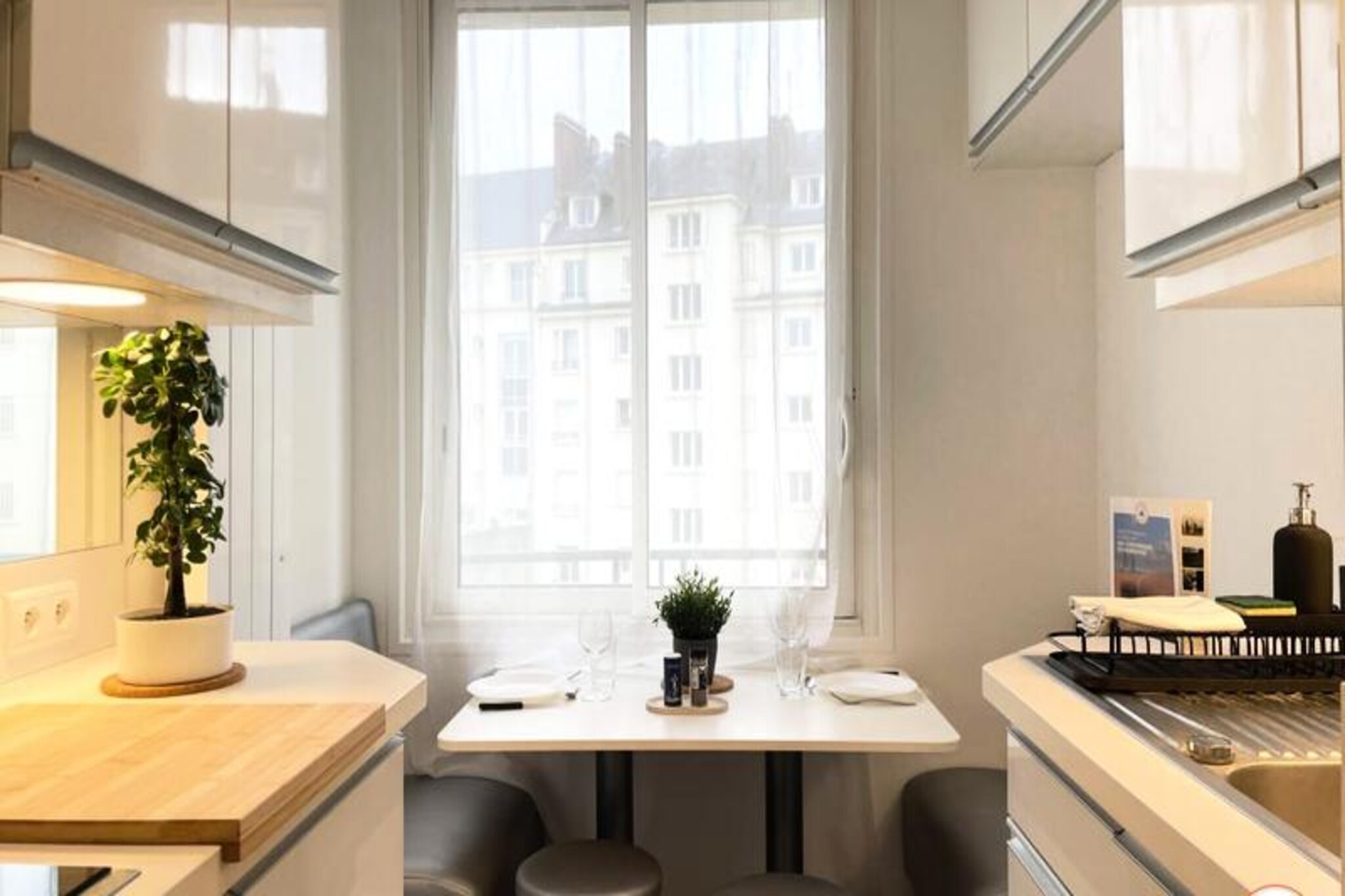 The Palais Des Glaces Hypercenter Port