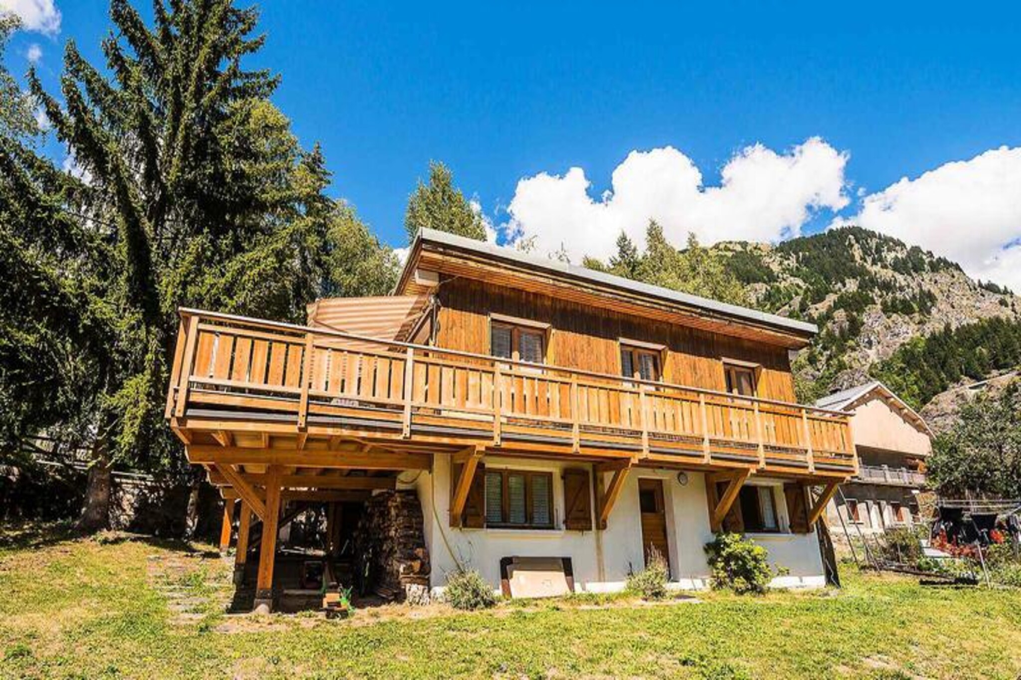 Chalet Les Lauzes for ten people