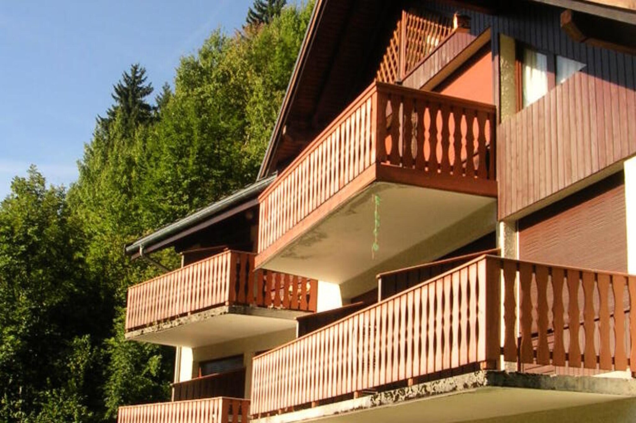 Campanule Residence height of Planchamp