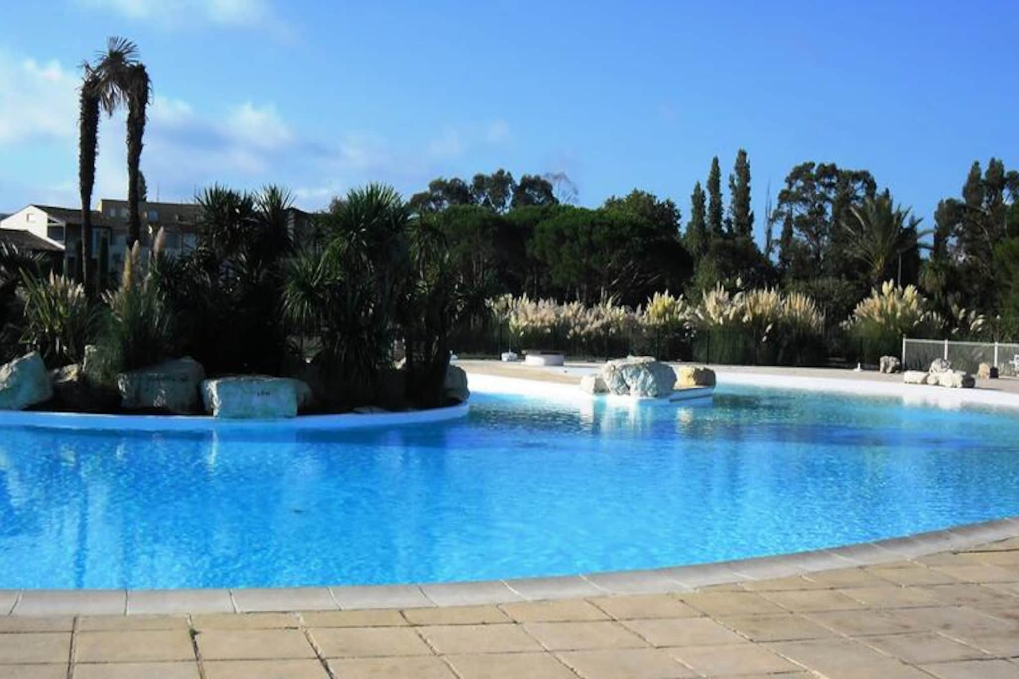 Apartment in Gassin with Beach Access & Pool