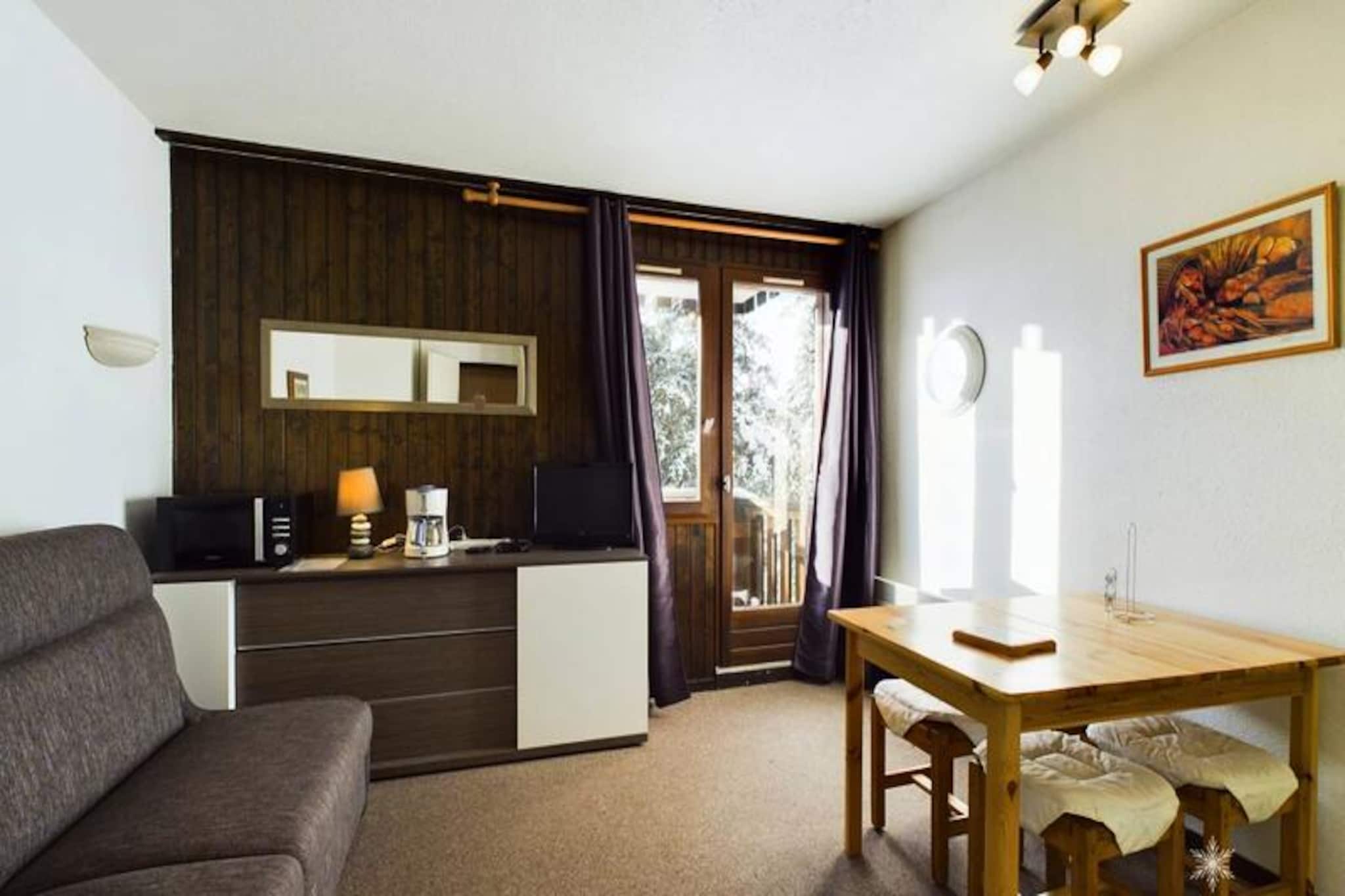 Studio for 4 People