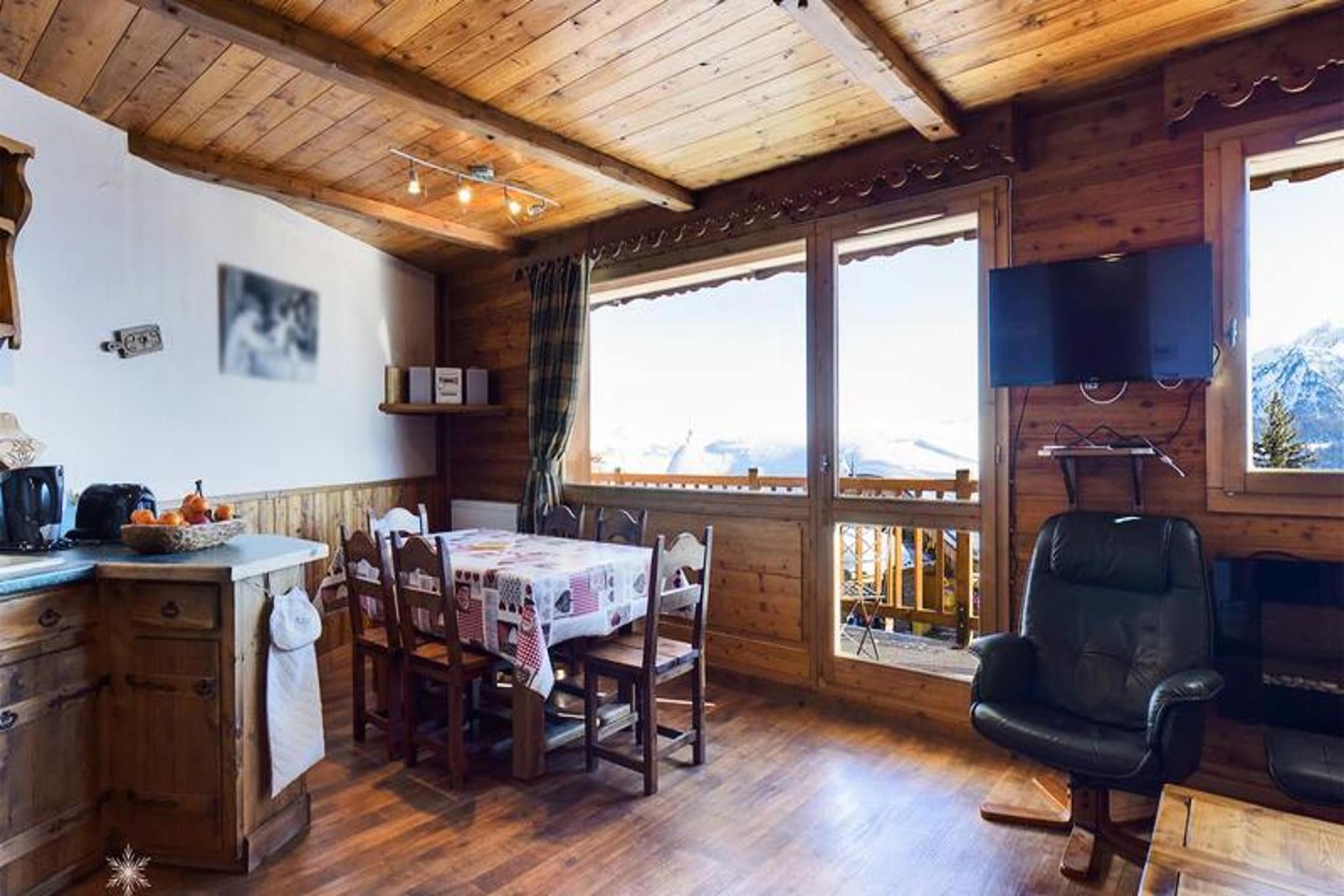 Apartment in France near Ski Lifts & Shops