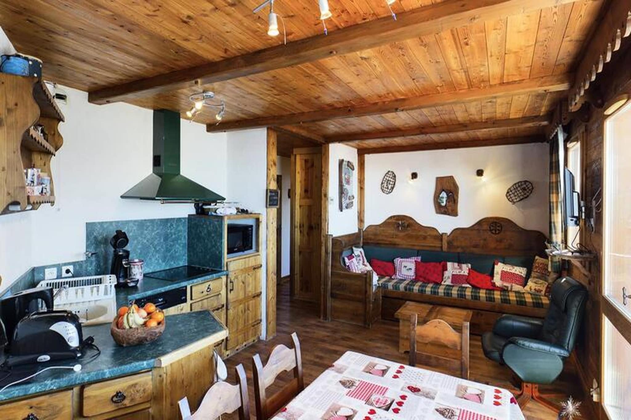 Apartment in France near Ski Lifts & Shops