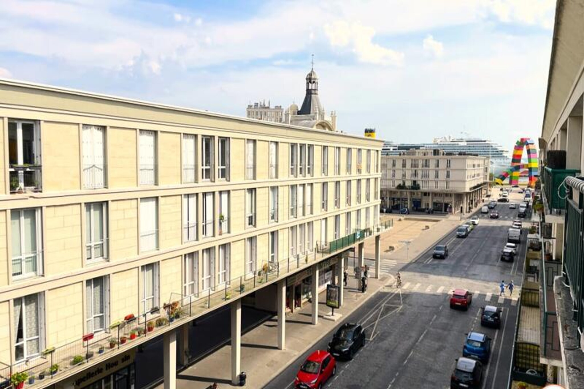 The Catene-Balcony-Catene View