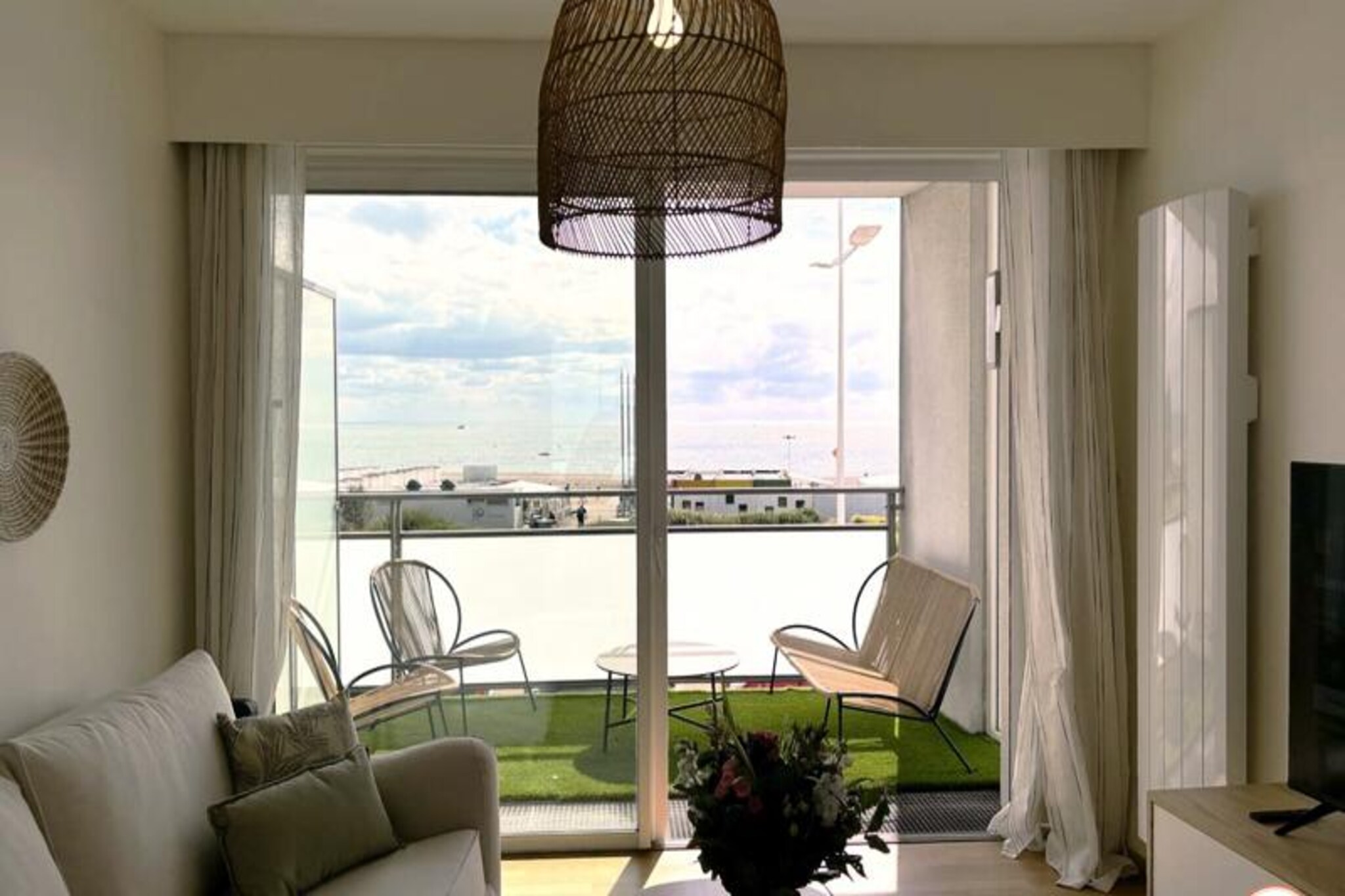 The Cozy-Sea View Parking-Balcony