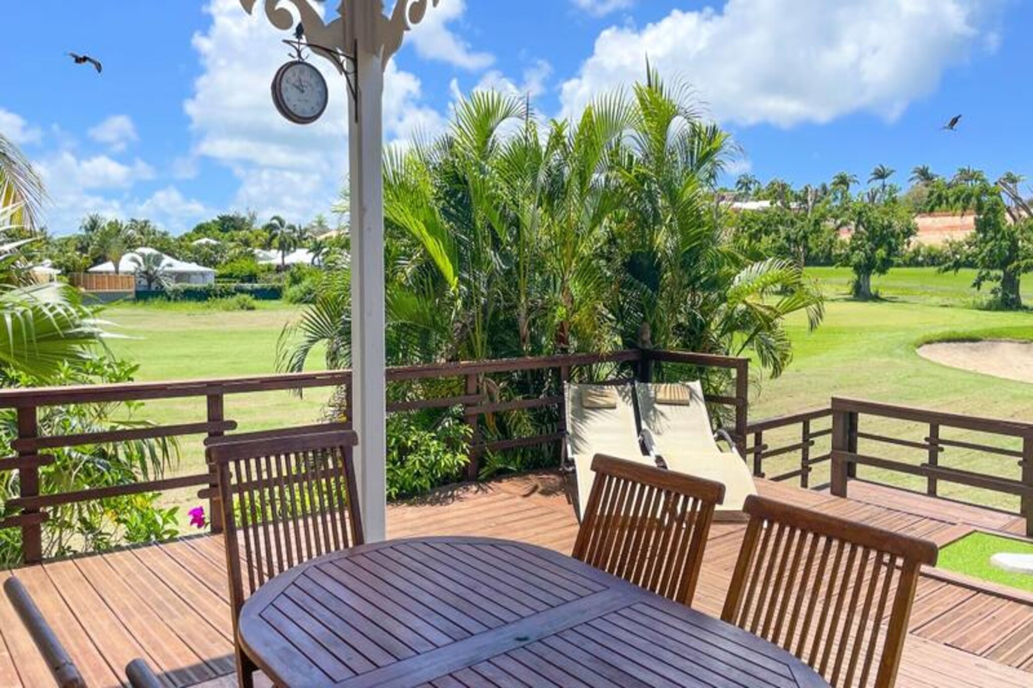 Zen Fairway Apartment for four people