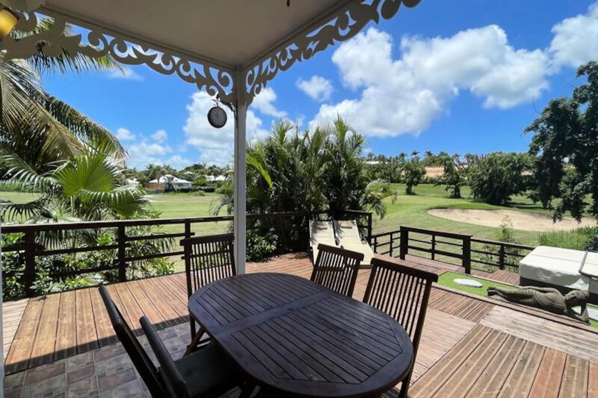Zen Fairway Apartment for four people