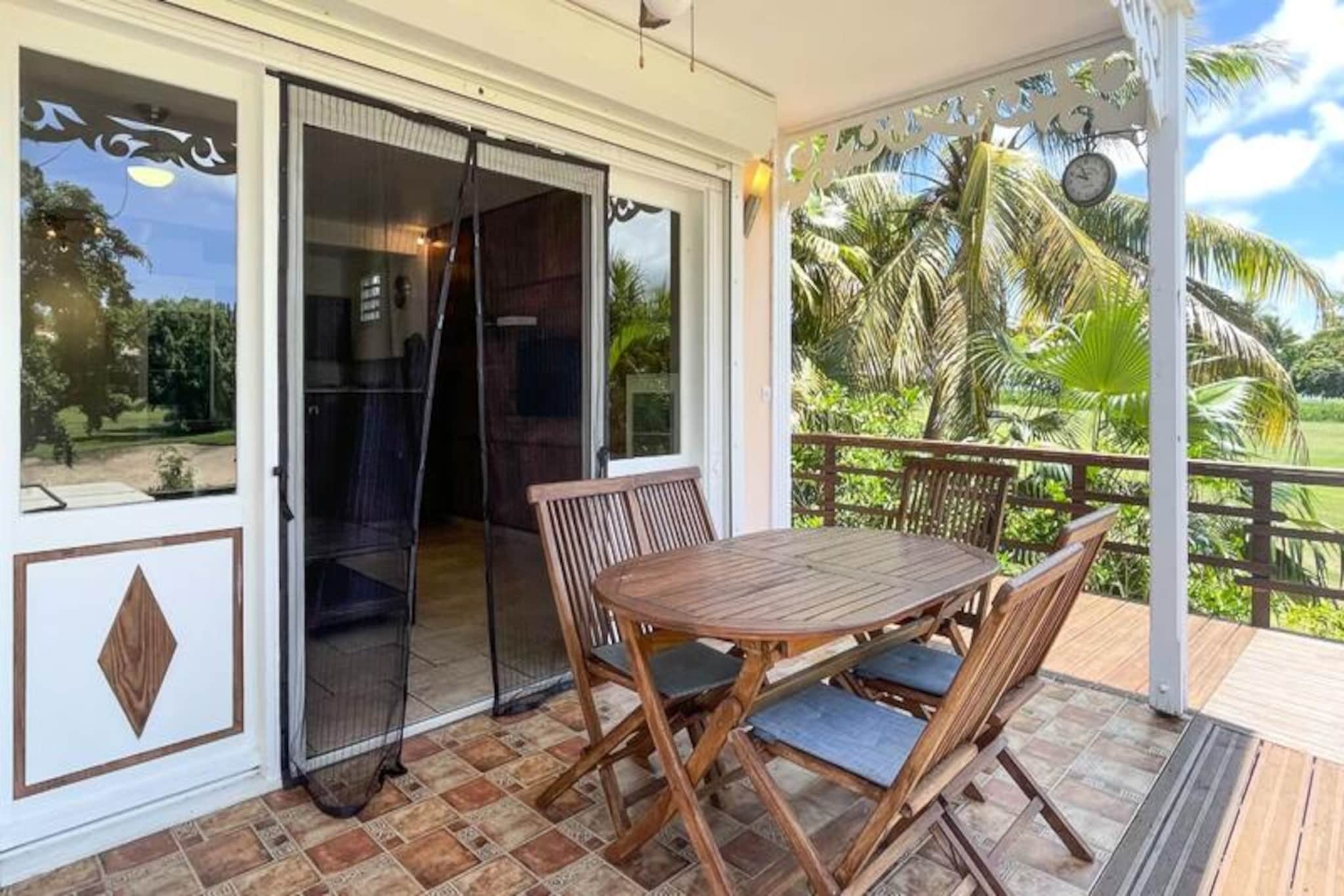 Zen Fairway Apartment for four people