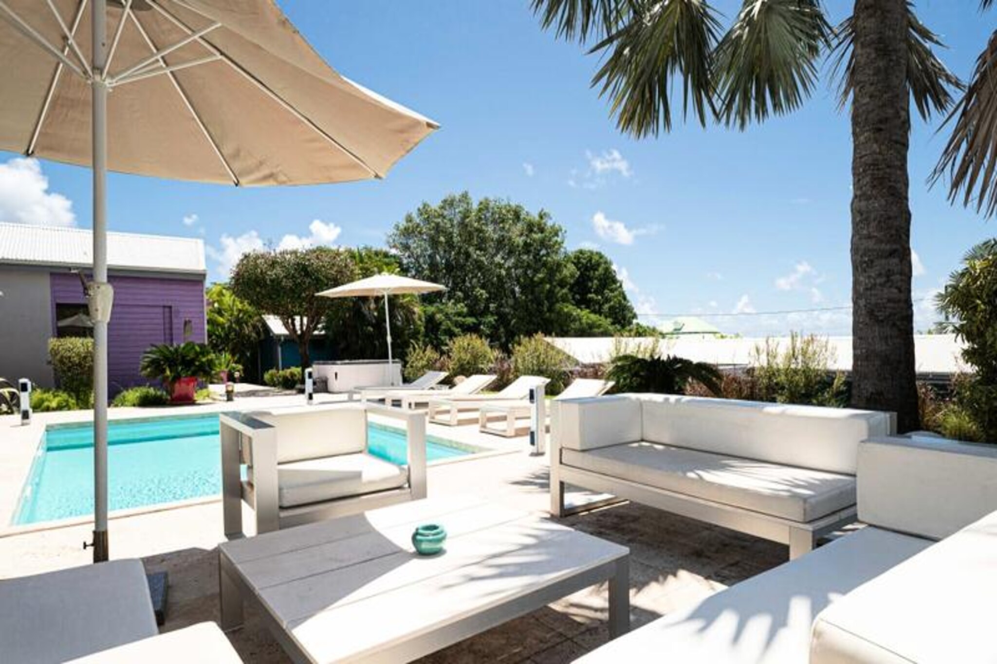 Villa in Saint-François near Stunning Beaches