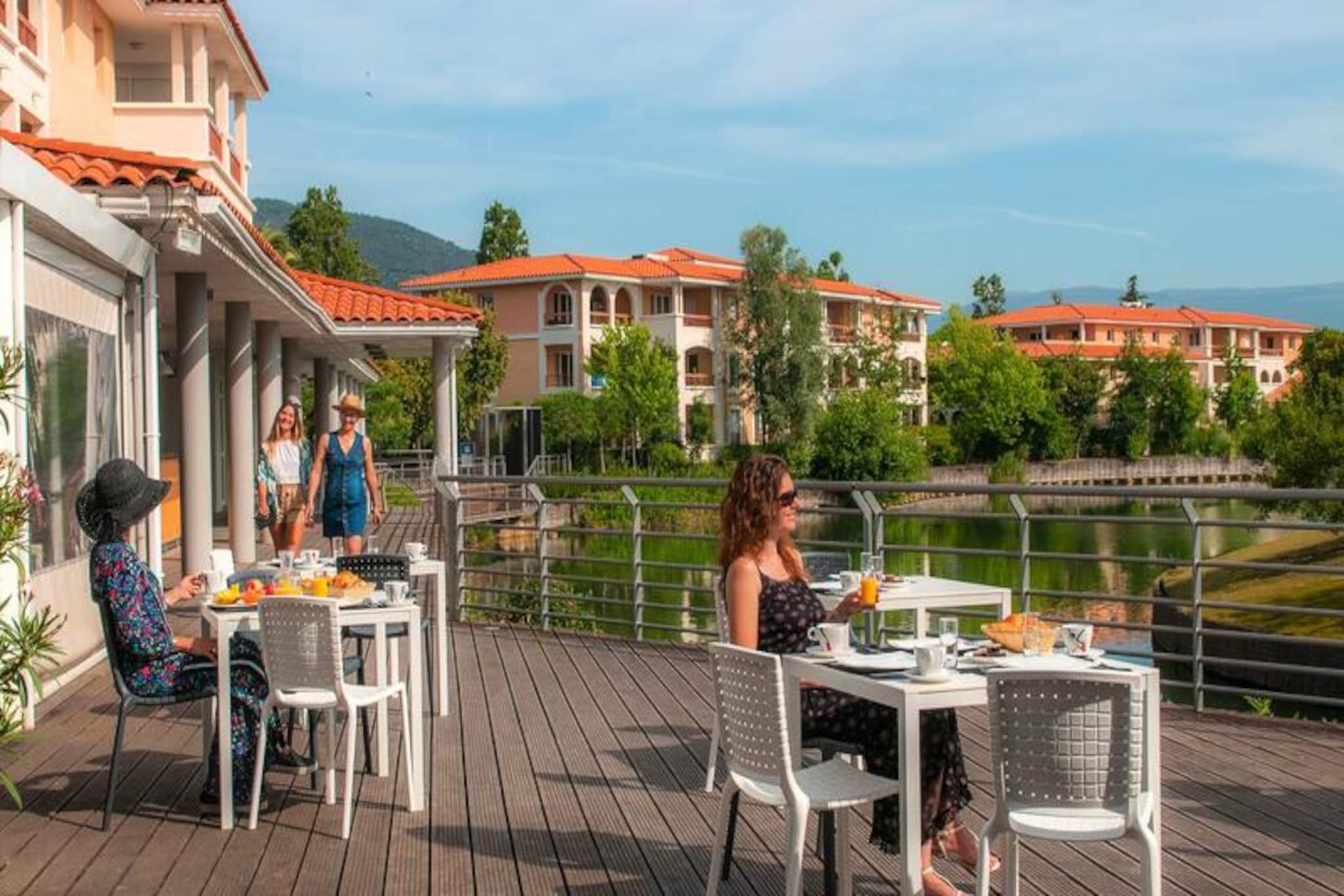 Resort Residence for 6 people