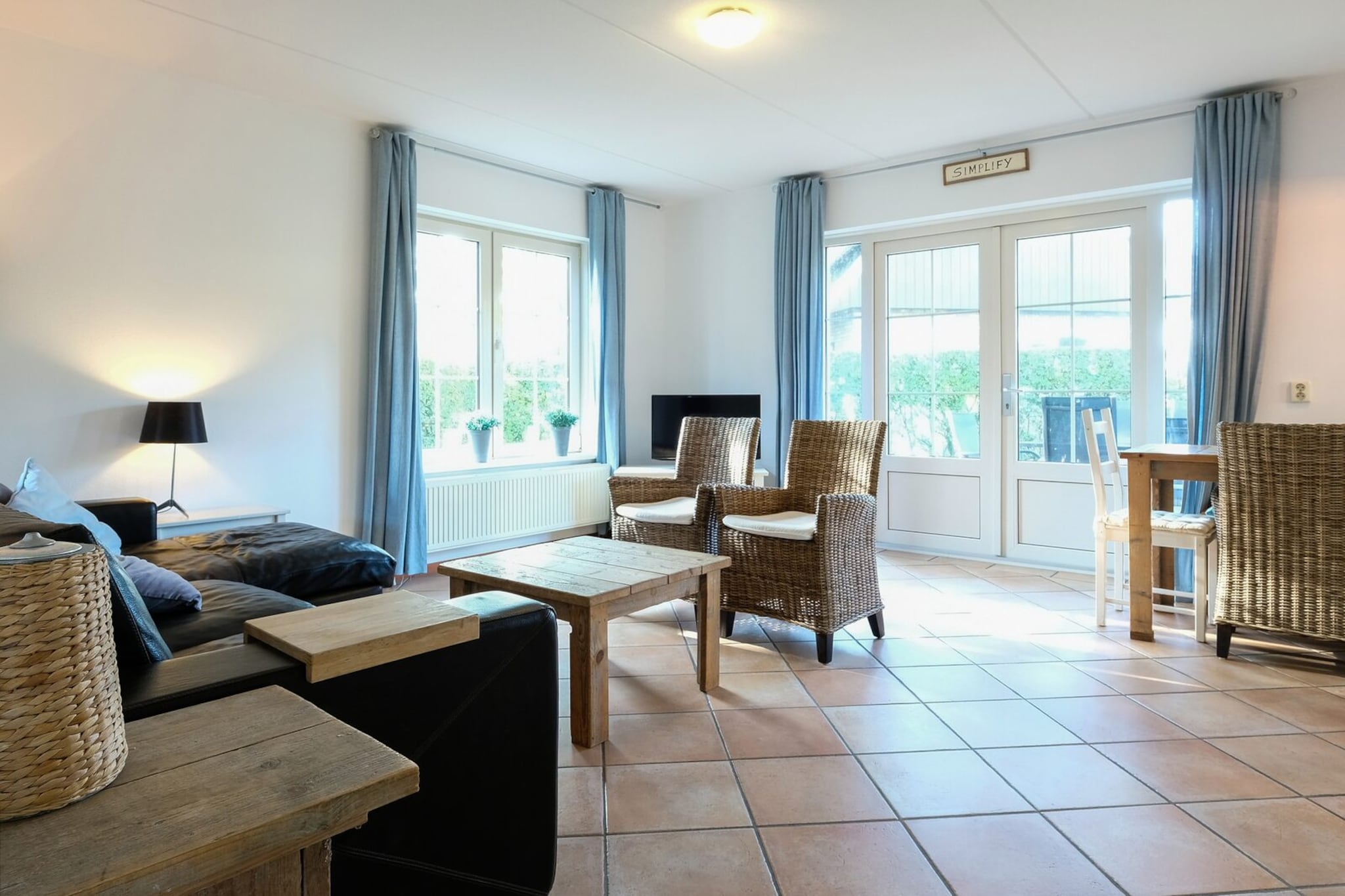 Settle into a holiday that combines comfort, space, and the beauty of nature. Just a short bike ride from the beach and within walking distance of the forest, this inviting villa offers the perfect base for both relaxation and adventure by the sea. Whether you’re planning a family escape or a quiet retreat with friends, you’ll find everything you need here to feel at home.
Inside, the bright living room is furnished with a cozy sofa and chairs, ideal for lounging after a day outdoors. A large dining table invites everyone to gather for meals or games, while the open kitchen makes cooking a pleasure with its full range of modern appliances. A washing machine, dryer, and ironing facilities add extra convenience. With four bedrooms spread across two floors—including a ground-floor room, a nursery corner with cot and changing table, and plenty of closet space—this villa comfortably accommodates up to six guests.
Step outside into the sunny garden, where a lawn and terrace provide space for dining, lounging, or enjoying the fresh coastal air. There’s even a picnic table for laid-back outdoor meals. Practical touches like free WiFi, a second toilet upstairs, and private parking make your stay effortless. With the dunes, beach, and cycling paths so close, this villa is the perfect spot to unwind, recharge, and create lasting memories by the sea.
The bed-linen is optional and available for € 13 p.p./Stay.