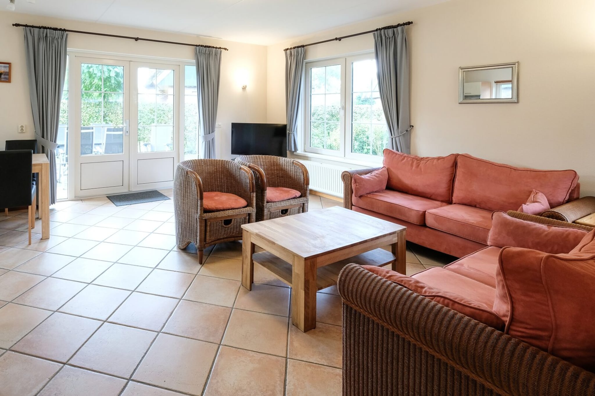 Looking for a place where comfort meets nature? This inviting villa is perfect for a relaxed family getaway or a holiday with friends. Nestled in a peaceful park, it’s only a short cycle from the wide sandy beach and just steps from the forest—an ideal base for long walks, bike rides, or simply unwinding by the sea.
Inside, you’ll find a bright and cozy living room with a comfortable sofa to sink into after a day outdoors, plus a spacious dining area where everyone can gather for meals or games. The open kitchen is fully equipped, making cooking together a pleasure, and a washing machine and dryer are at hand for extra convenience. With three bedrooms upstairs and one downstairs, there’s plenty of space for up to six guests, and families with little ones will appreciate the high chair, stair gate, and cot.
Step outside and enjoy the sunny garden with a terrace, lawn, and space for outdoor dining. There’s even a private charging station for electric cars, so you can explore the coast worry-free. With free WiFi, a second toilet upstairs, and thoughtful touches throughout, this villa has everything you need for a carefree stay close to sea, dunes, and forest.
The bed-linen is optional and available for € 13 p.p./Stay.